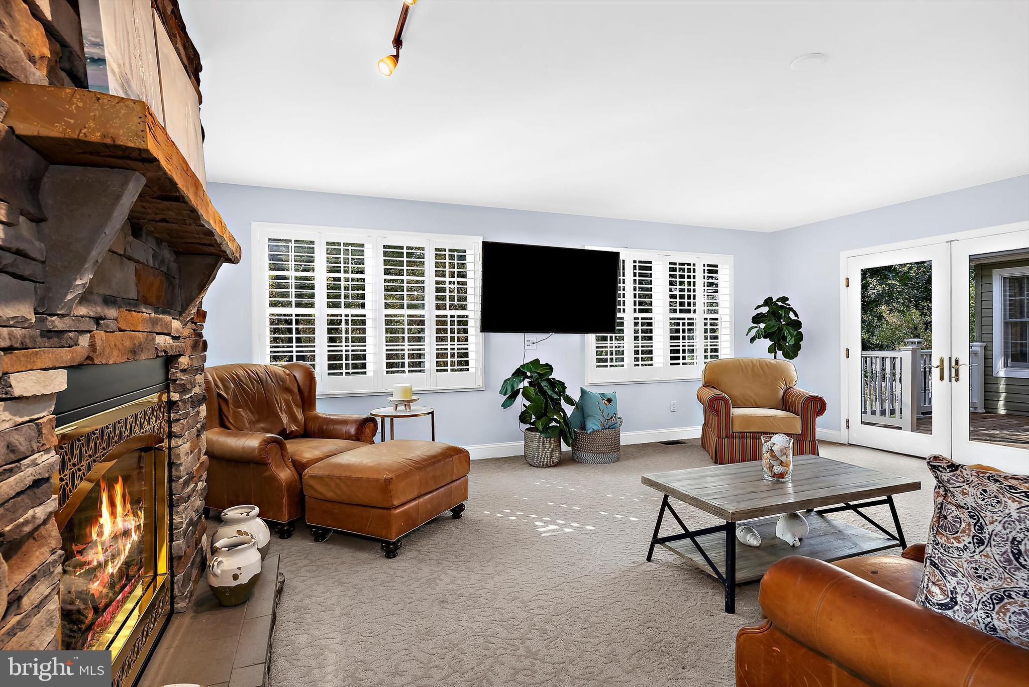 Real estate listing preview #9