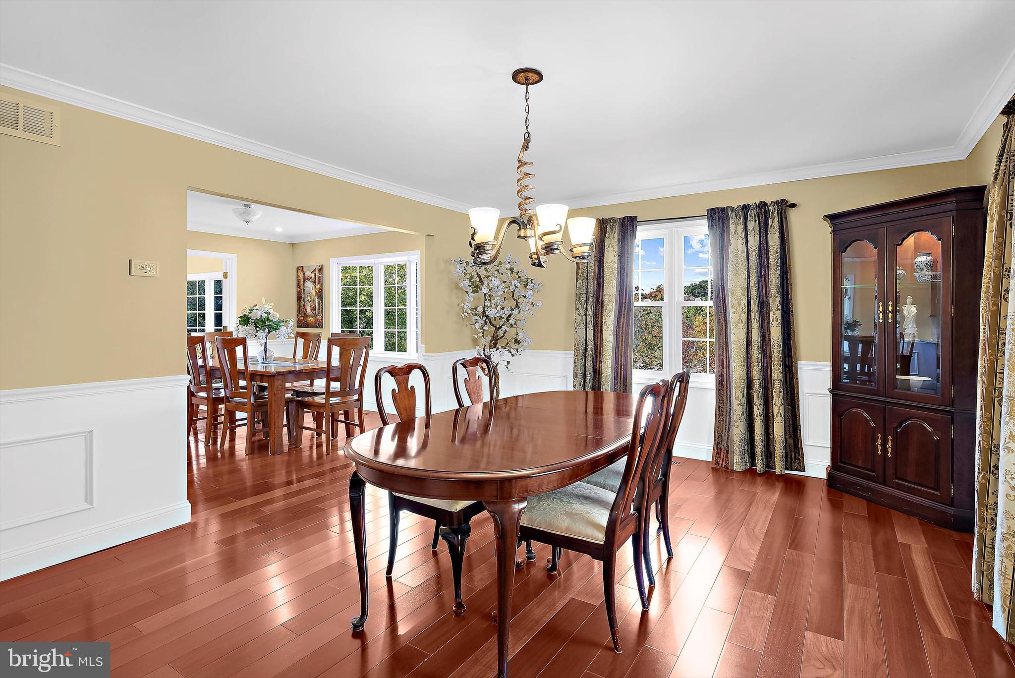 Real estate listing preview #18