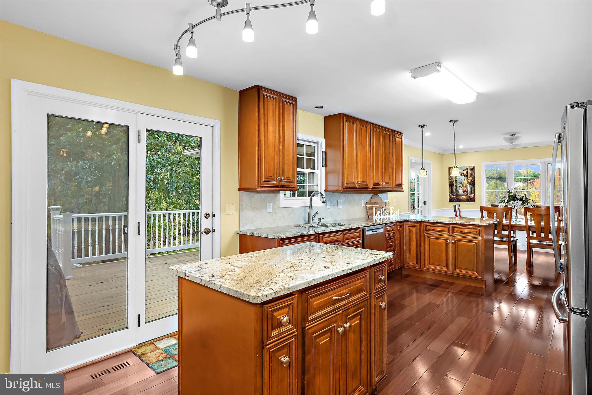 Real estate listing preview #13