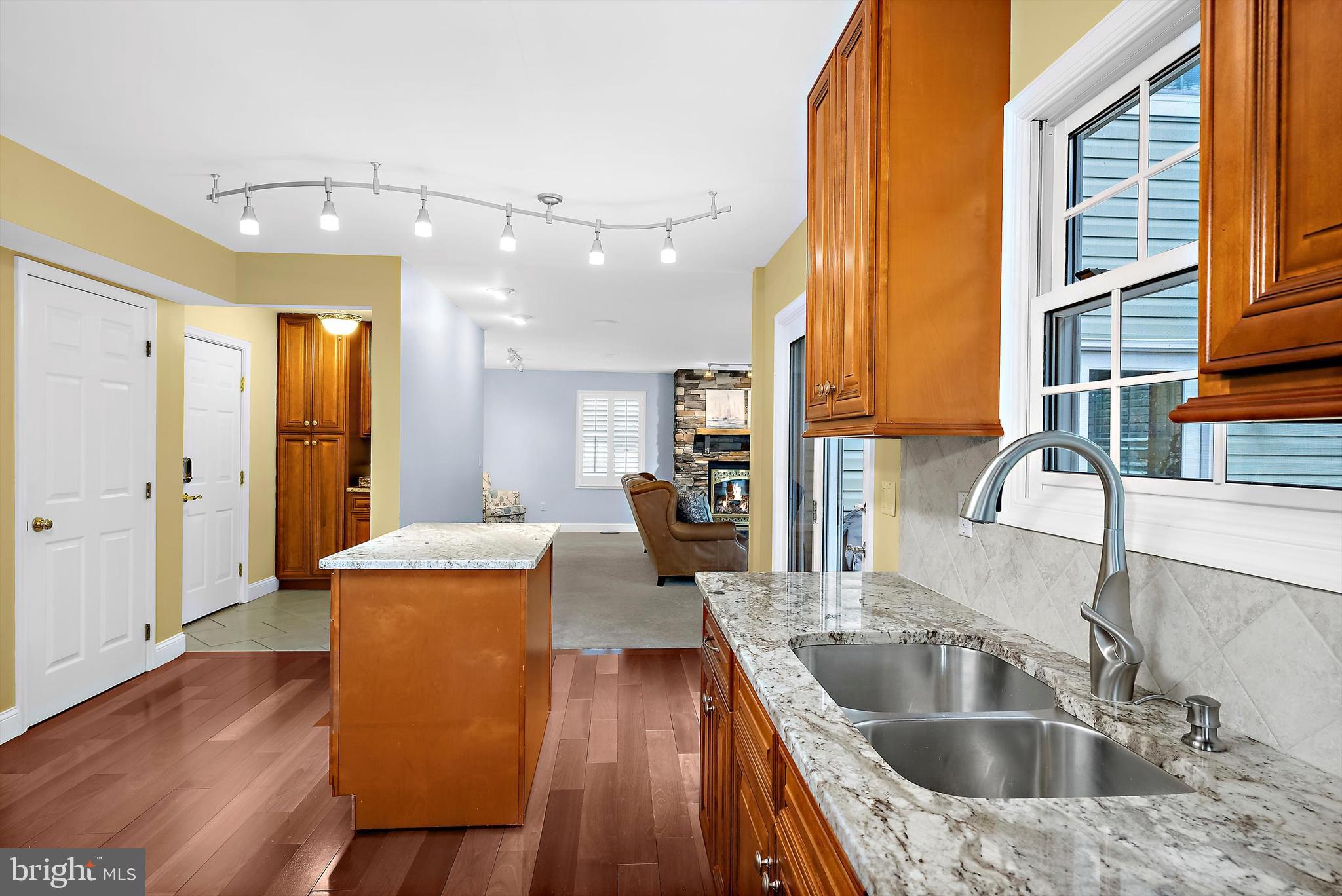 Real estate listing preview #15