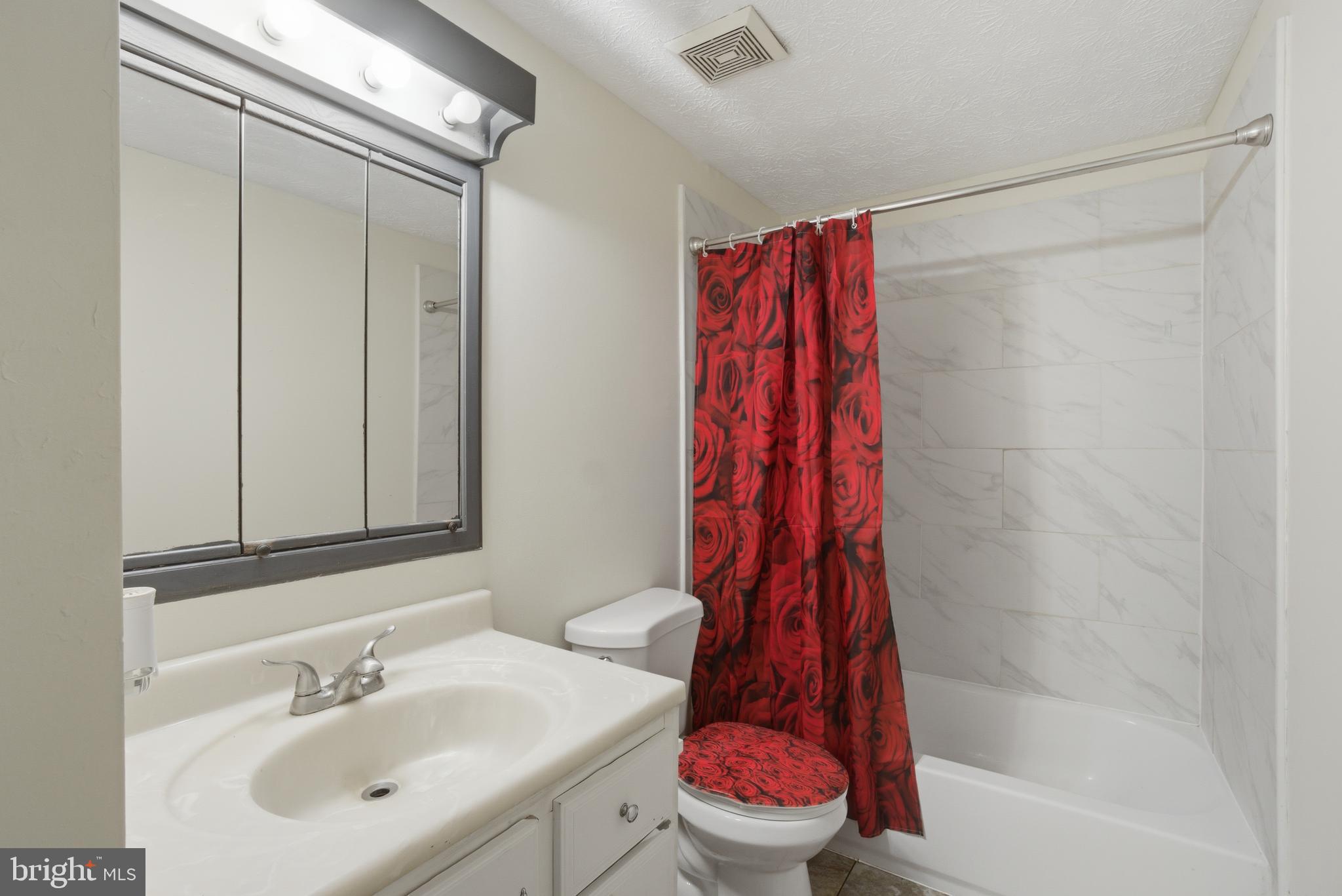 Real estate listing preview #26