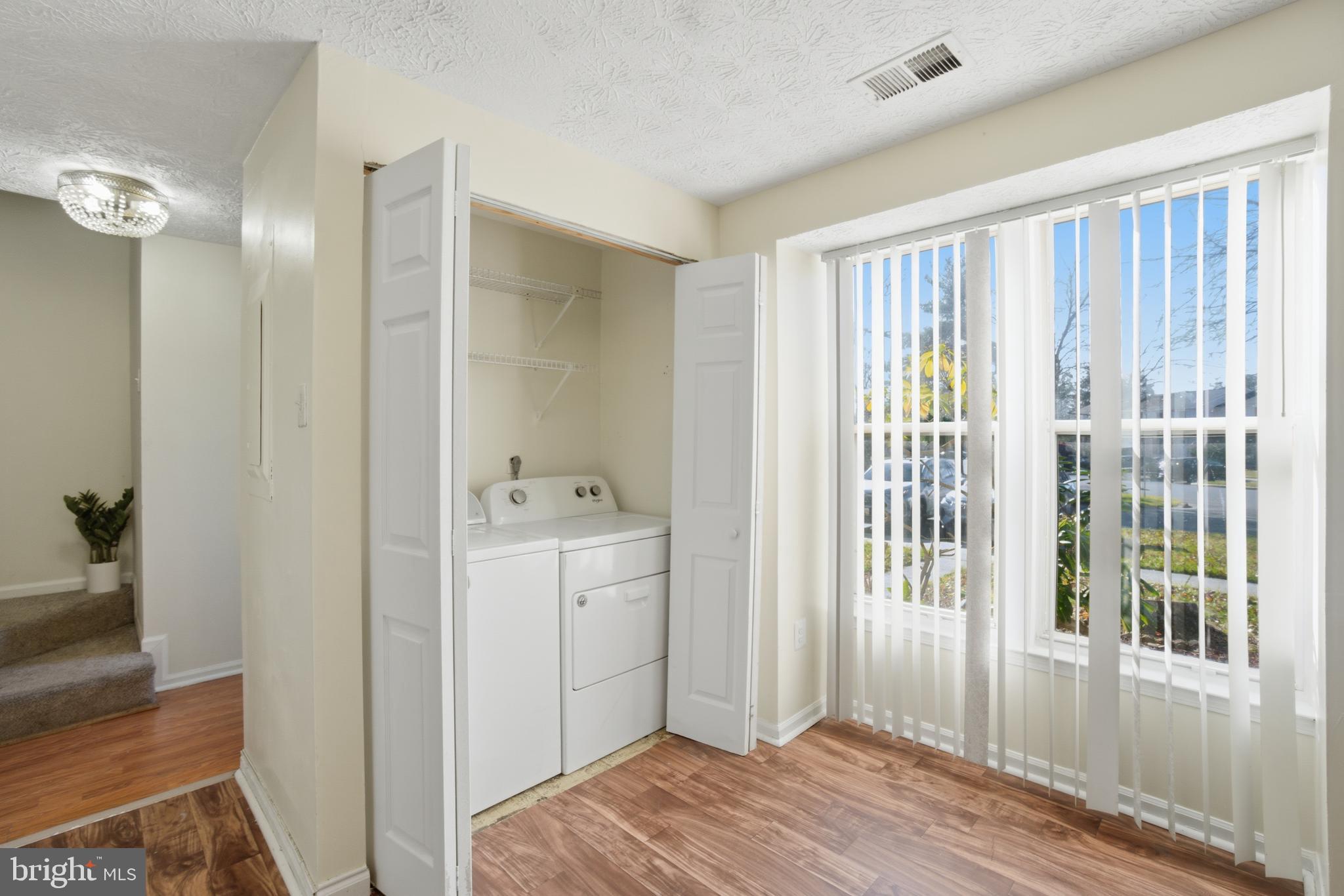 Real estate listing preview #19