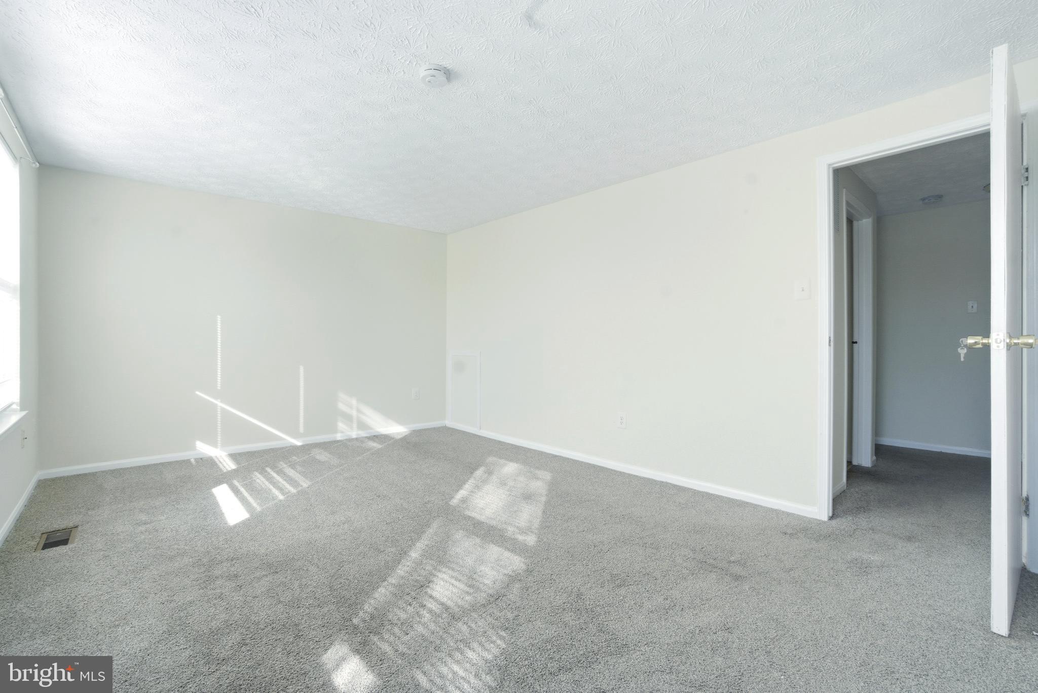 Real estate listing preview #21