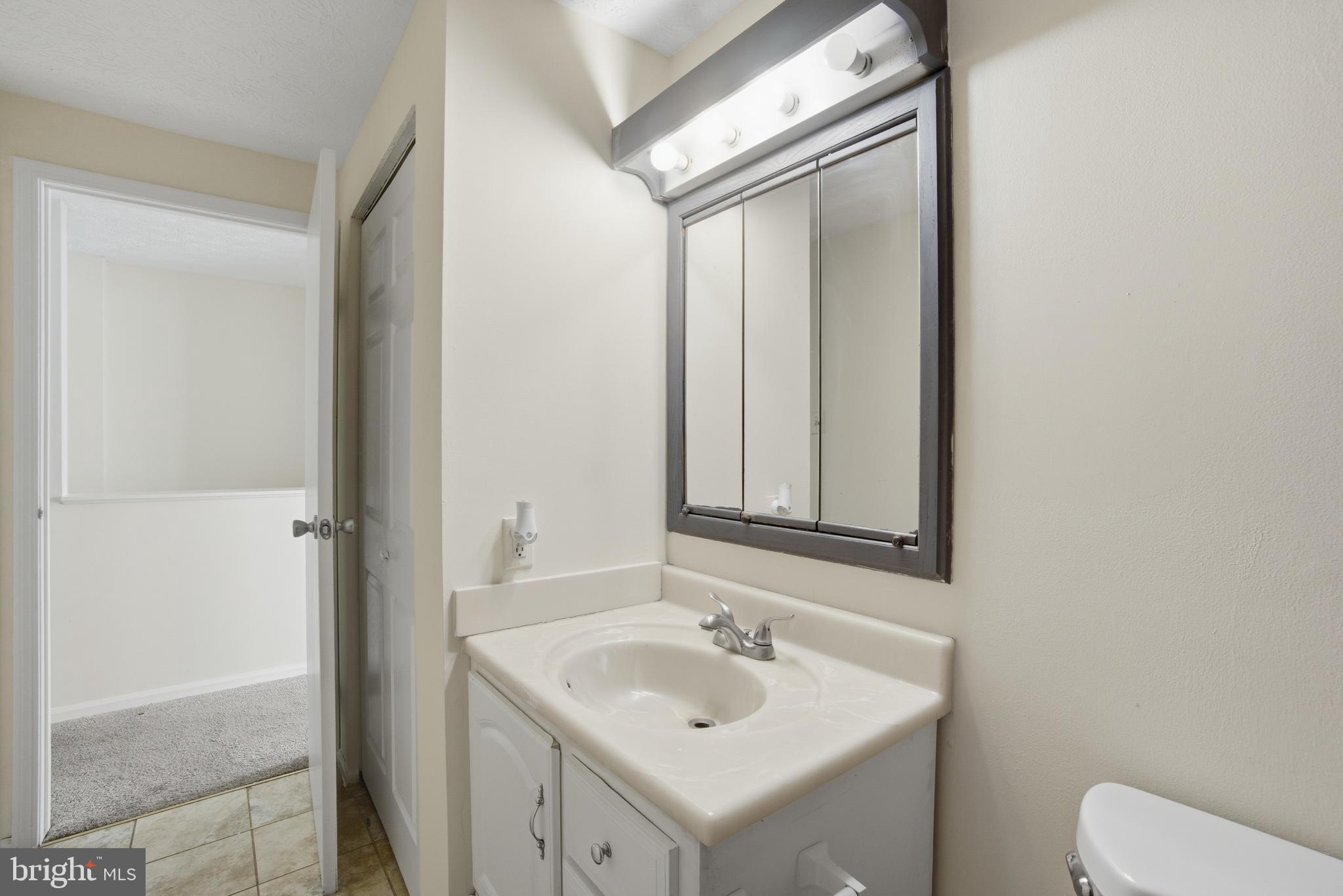 Real estate listing preview #8