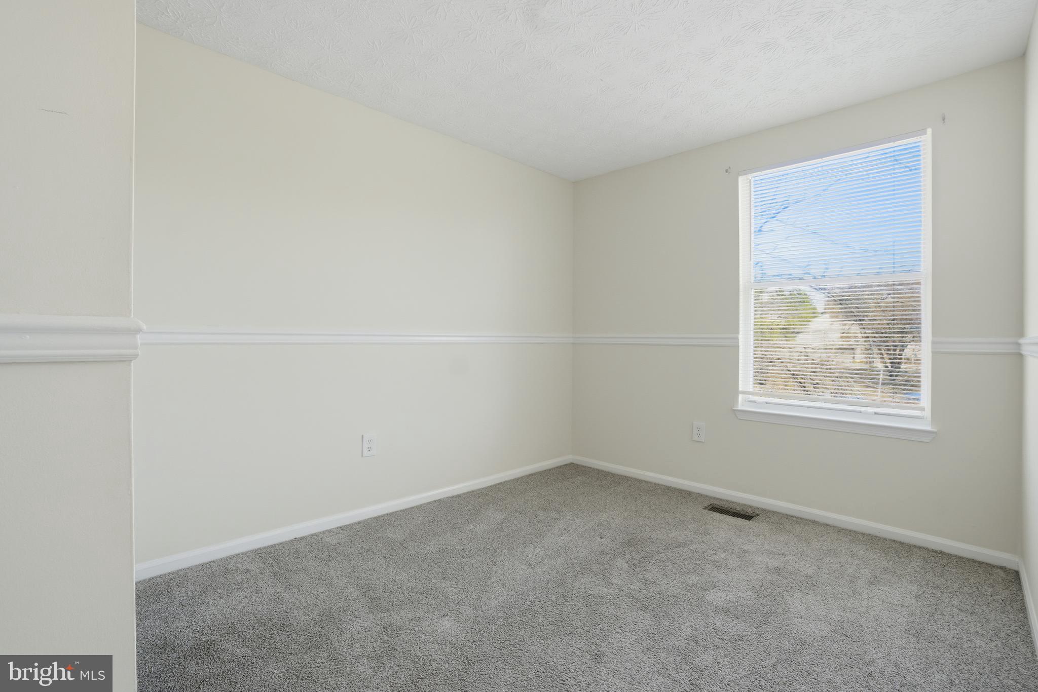 Real estate listing preview #29