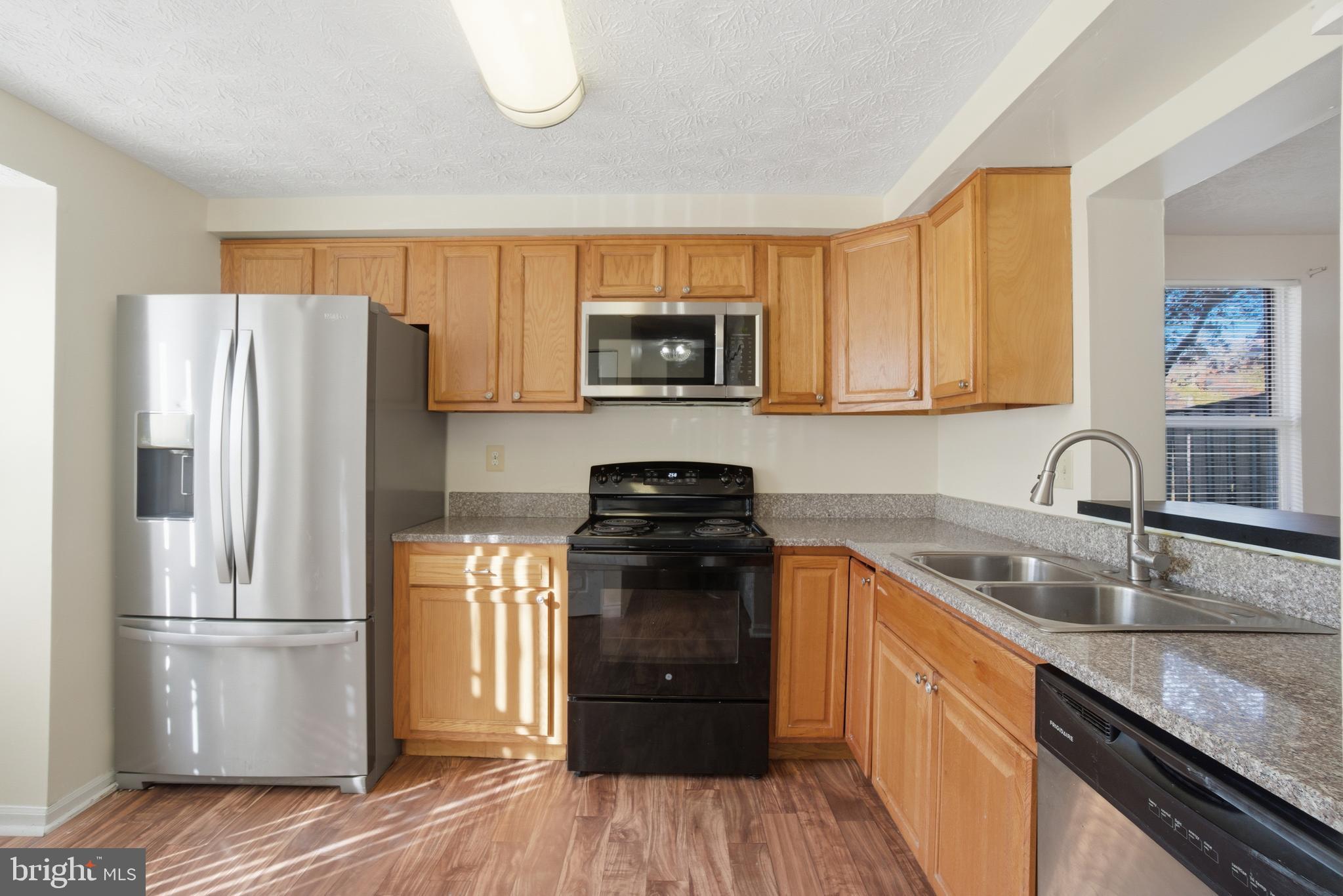 Real estate listing preview #9