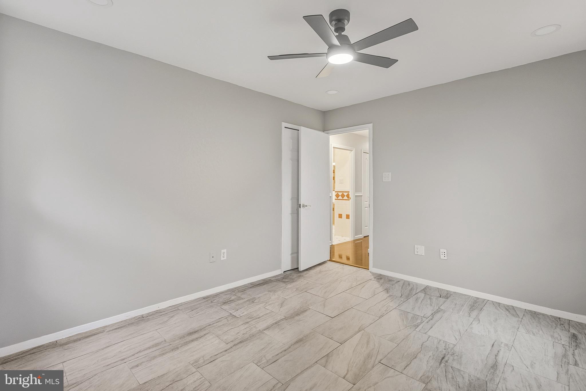 Real estate listing preview #21