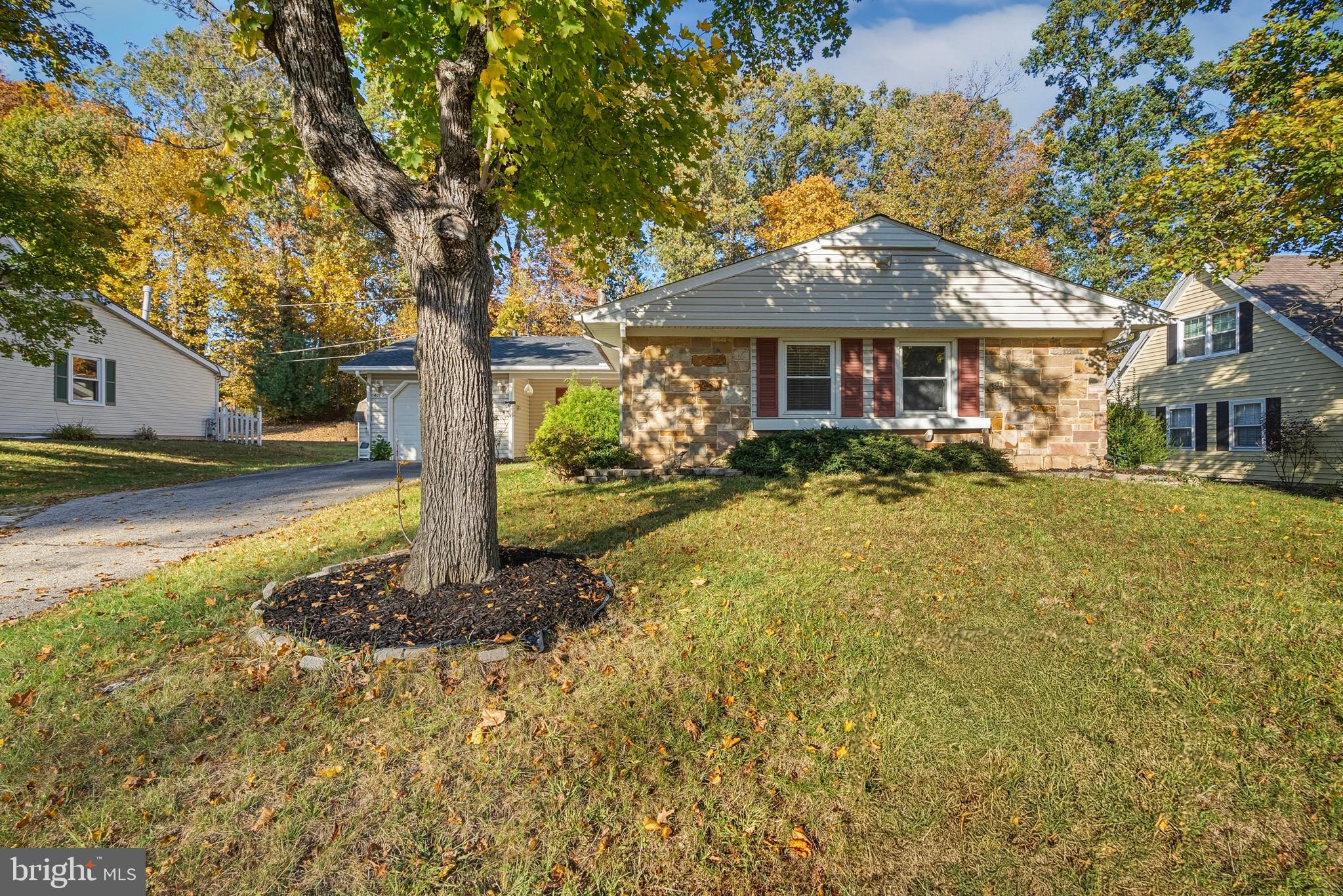 Real estate listing preview #2