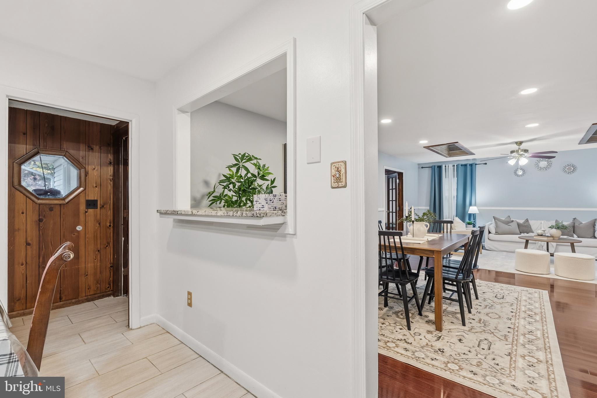 Real estate listing preview #9