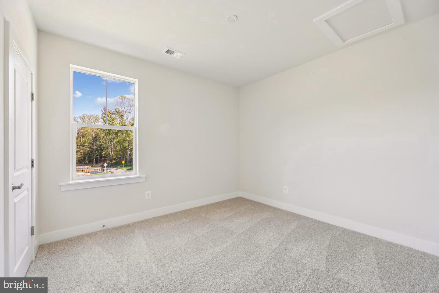 Real estate listing preview #29