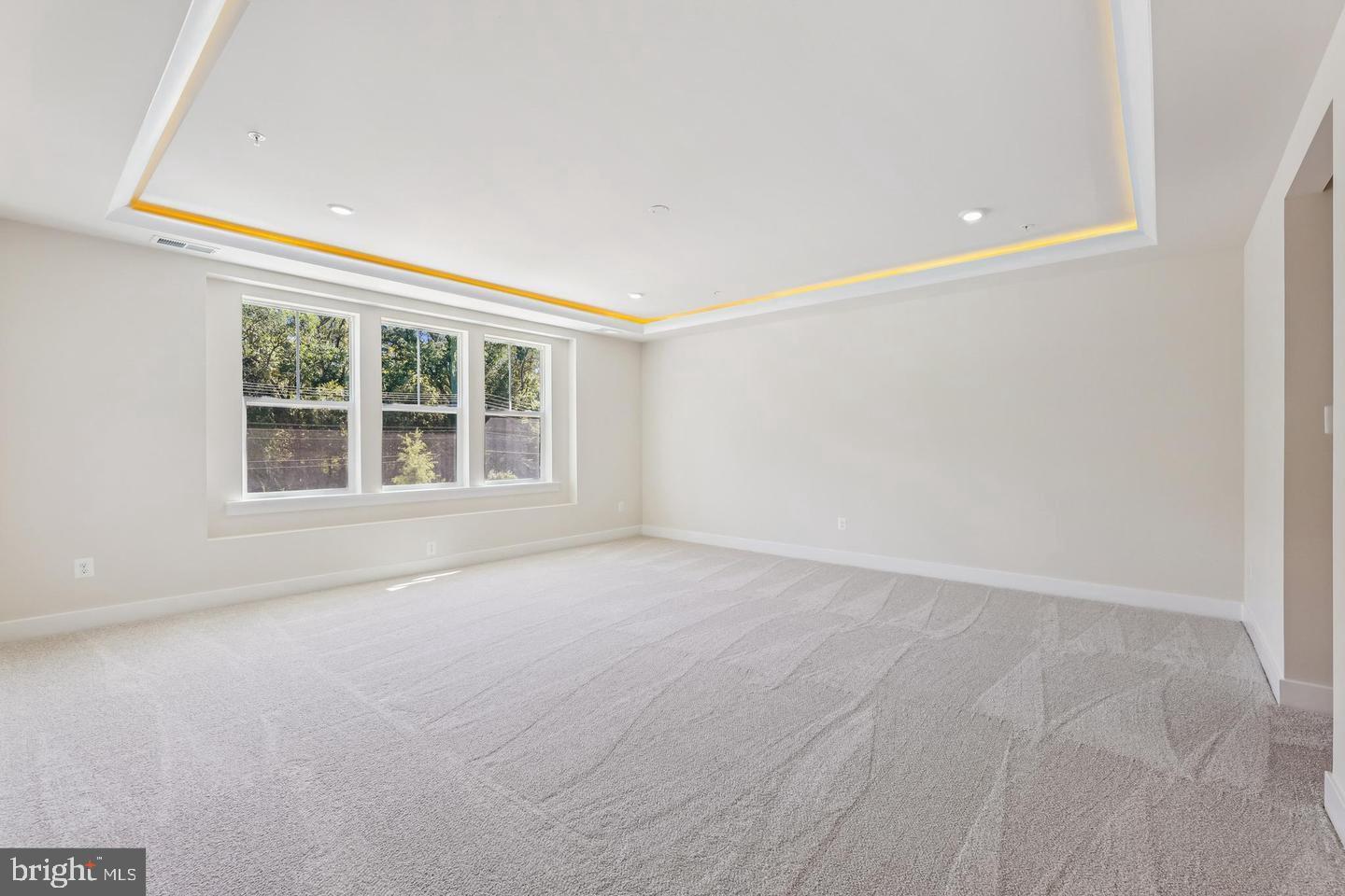 Real estate listing preview #36