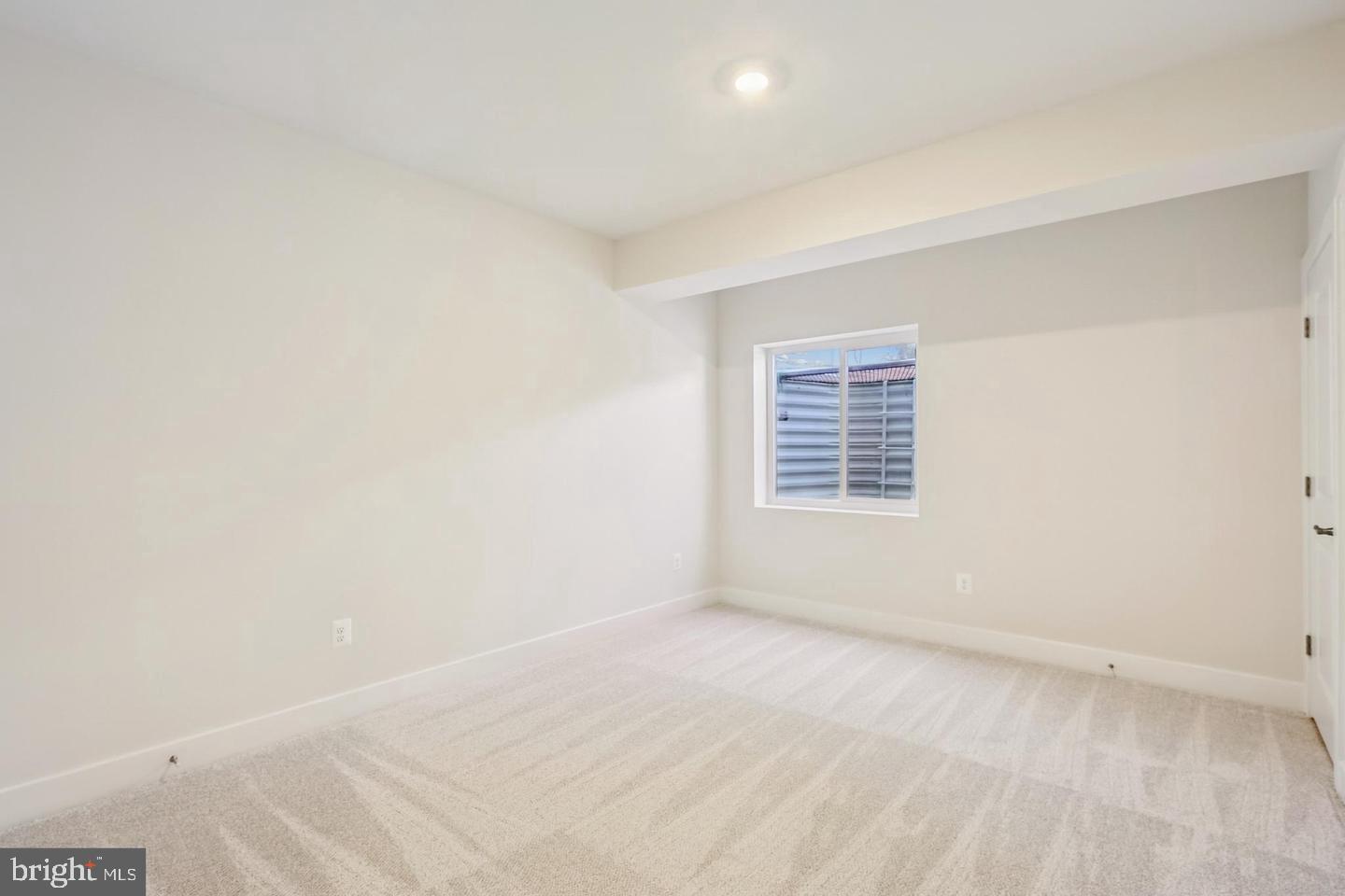 Real estate listing preview #22