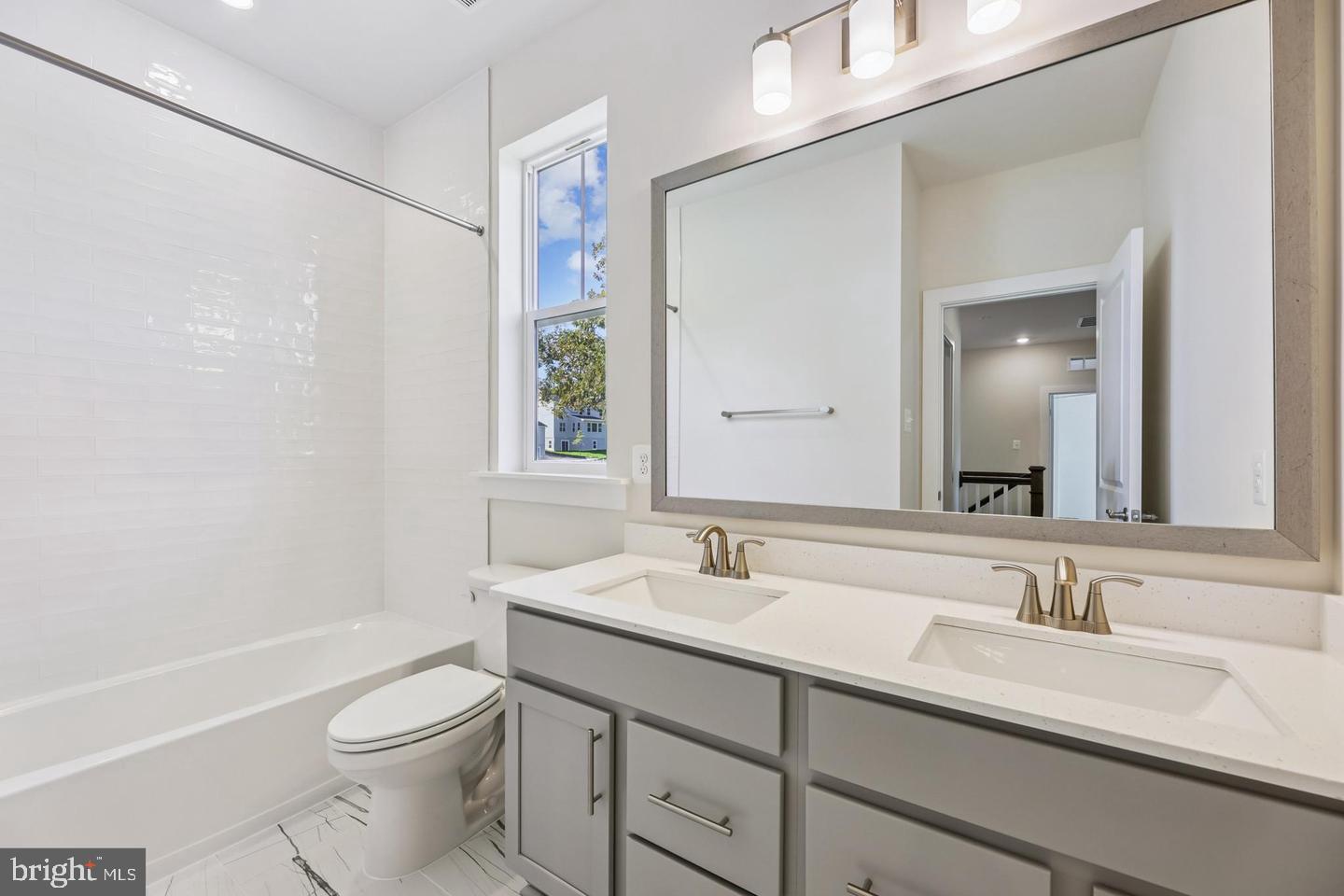 Real estate listing preview #27