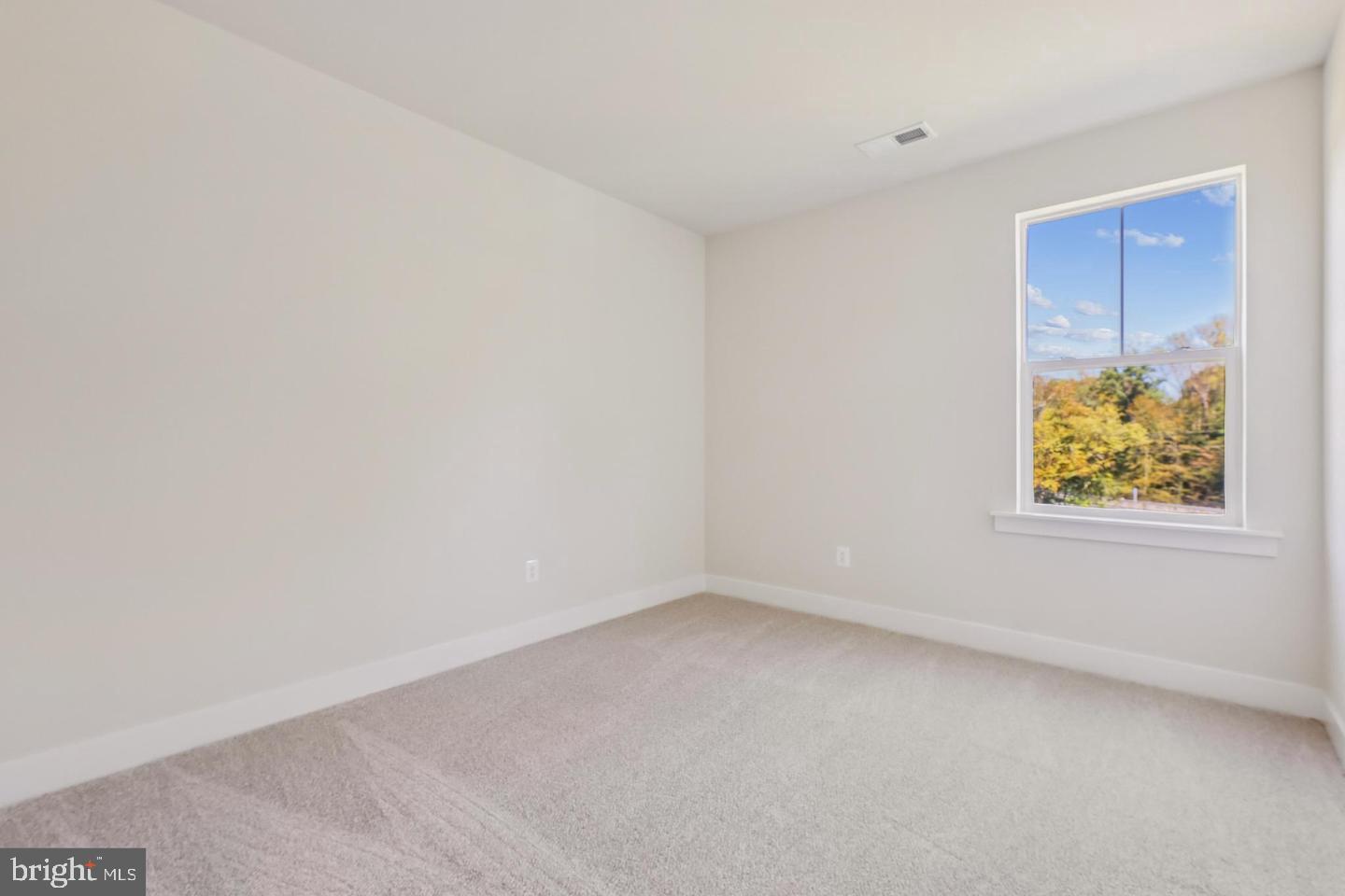 Real estate listing preview #30