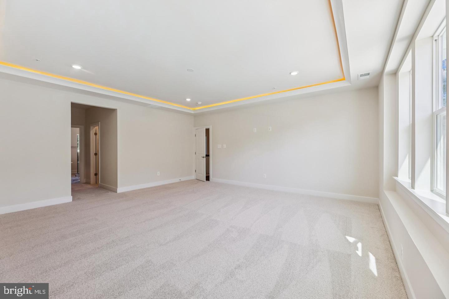 Real estate listing preview #35