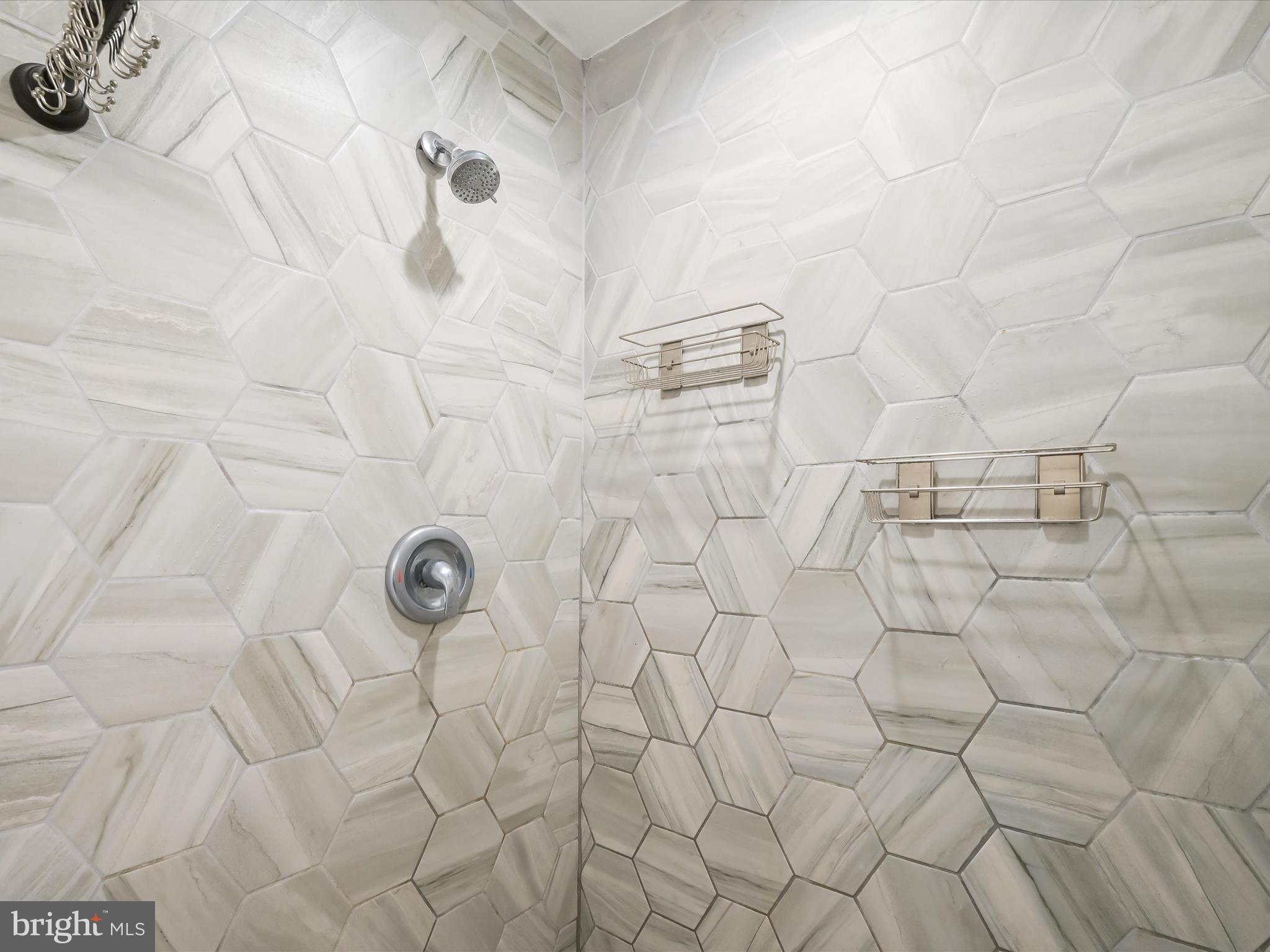 Real estate listing preview #29