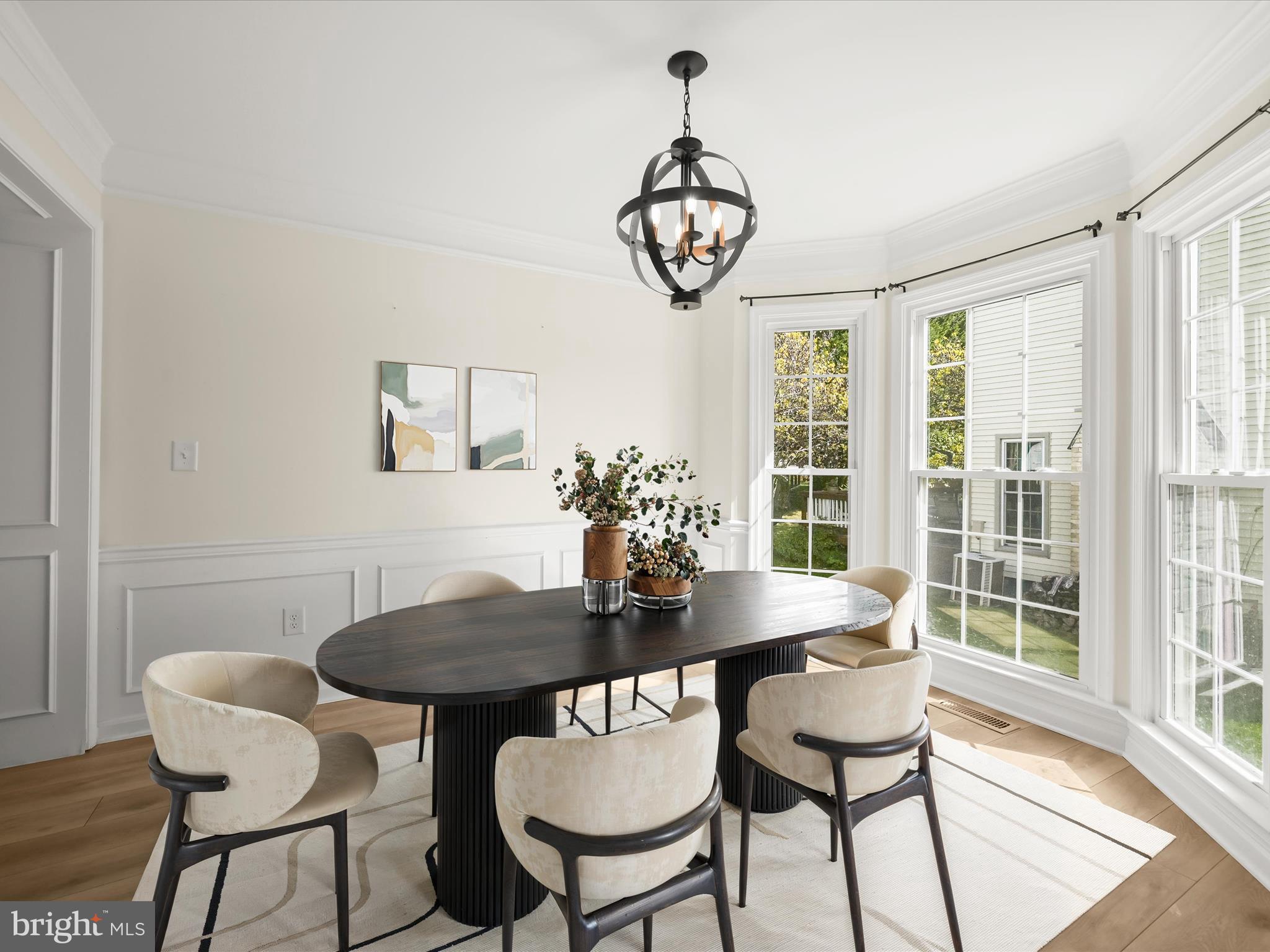 Real estate listing preview #6