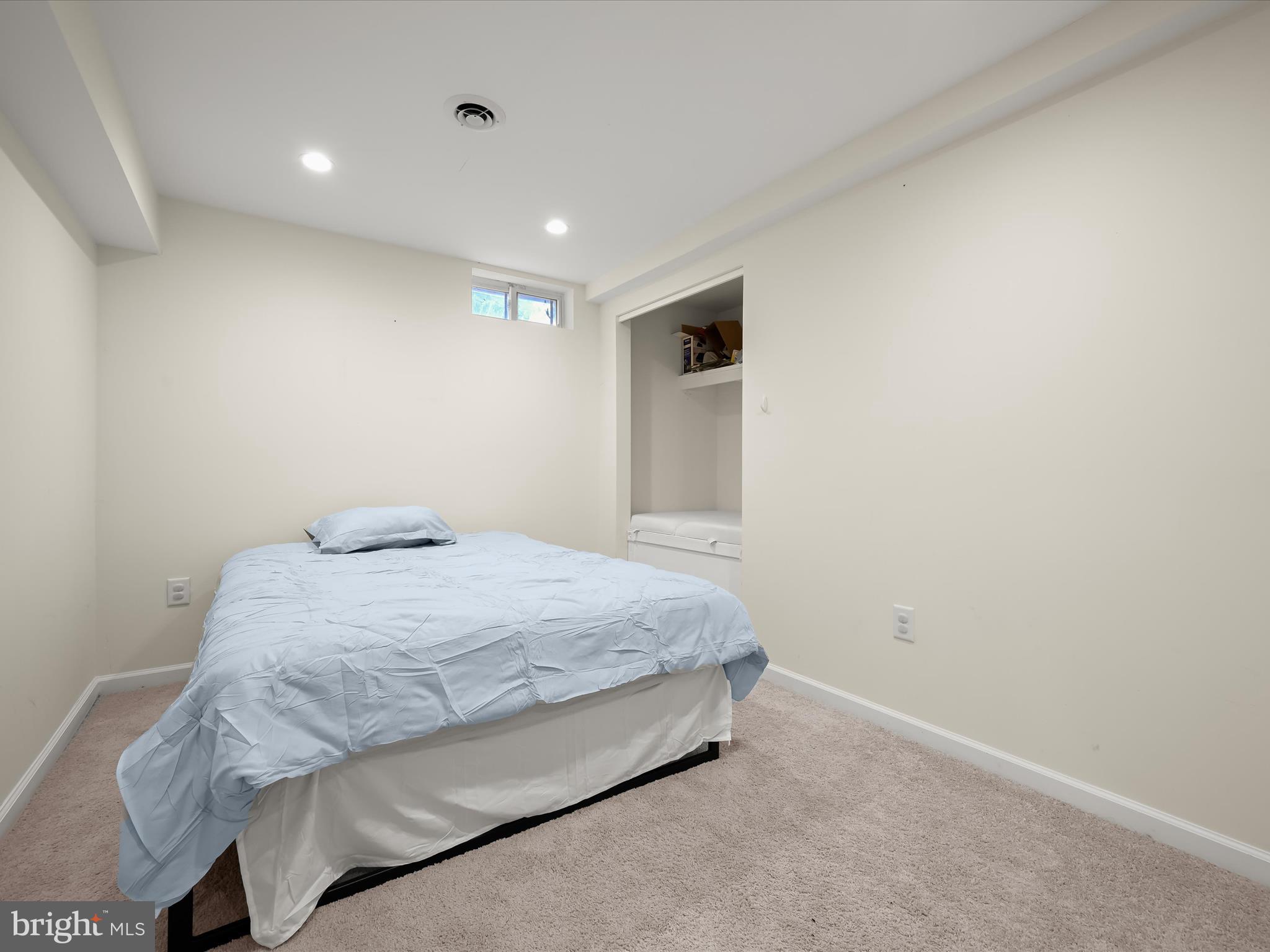 Real estate listing preview #42