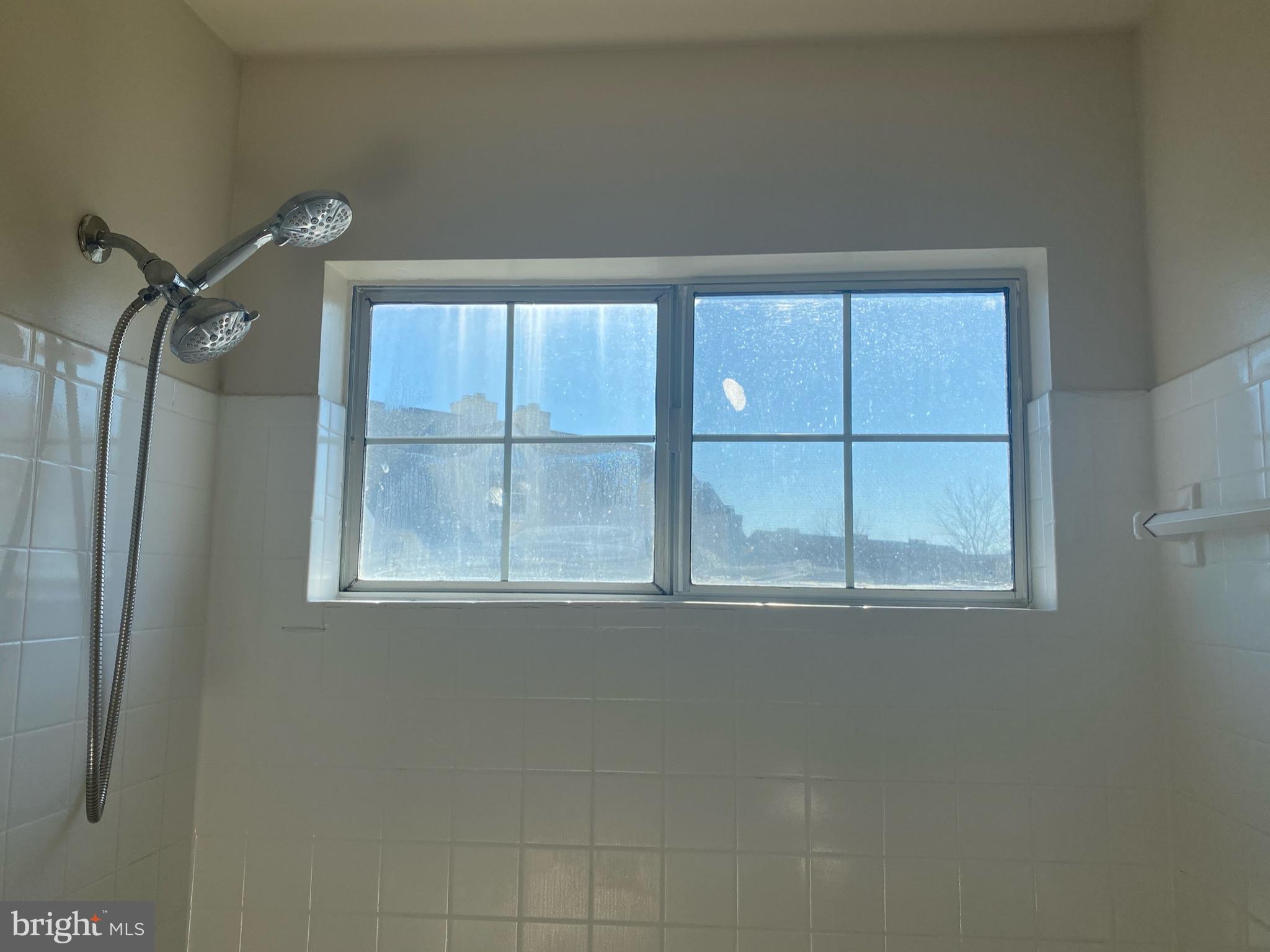 Real estate listing preview #19