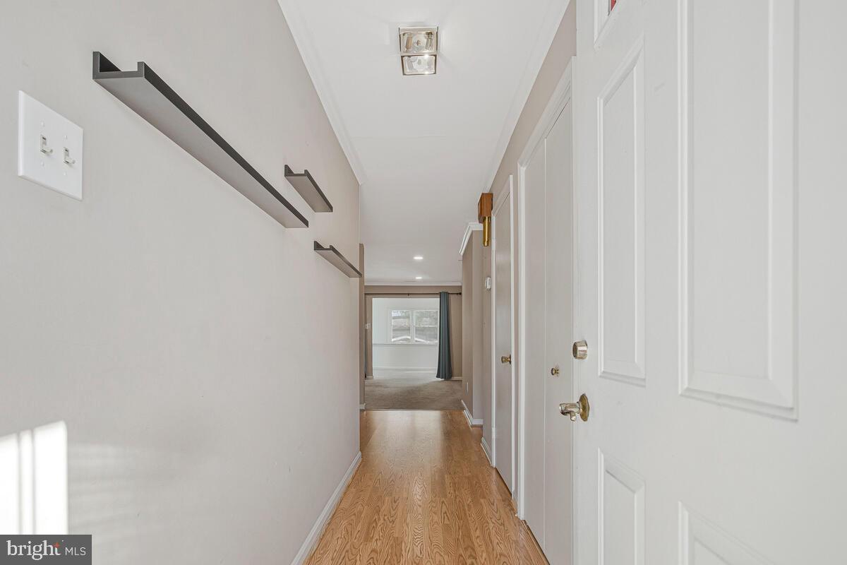 Real estate listing preview #6