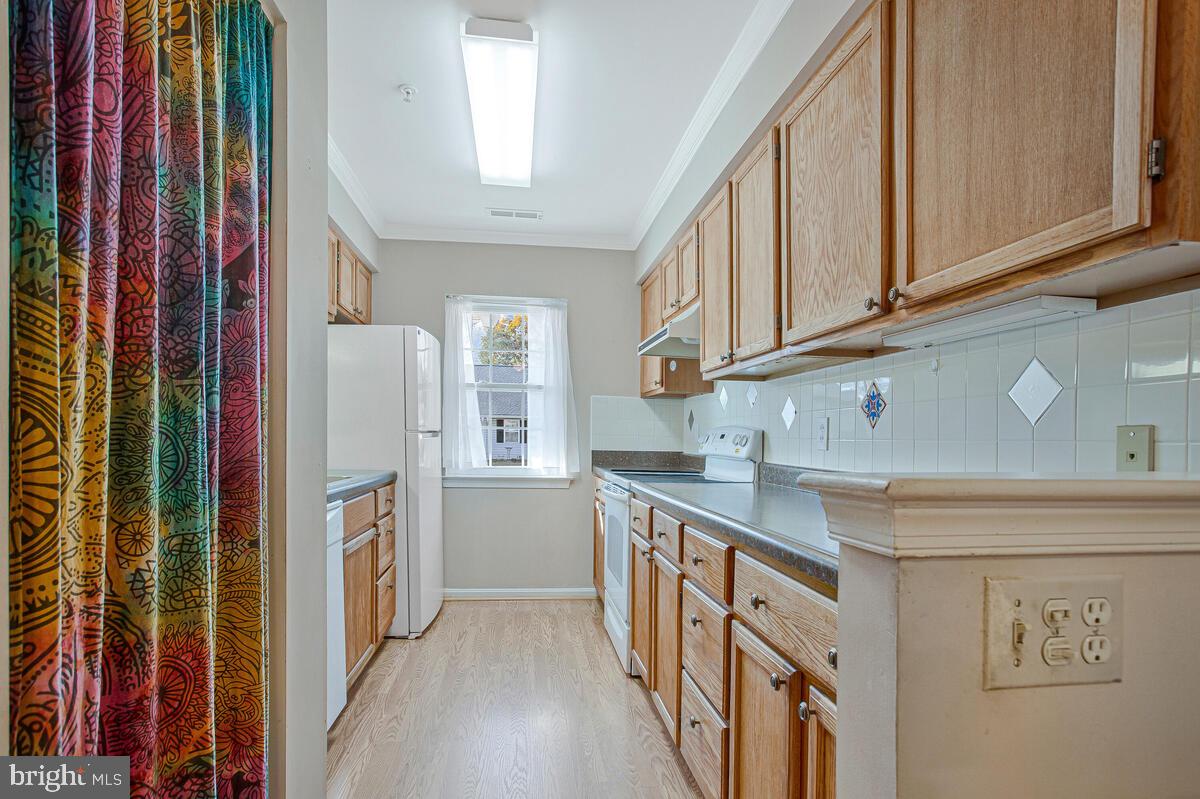 Real estate listing preview #17