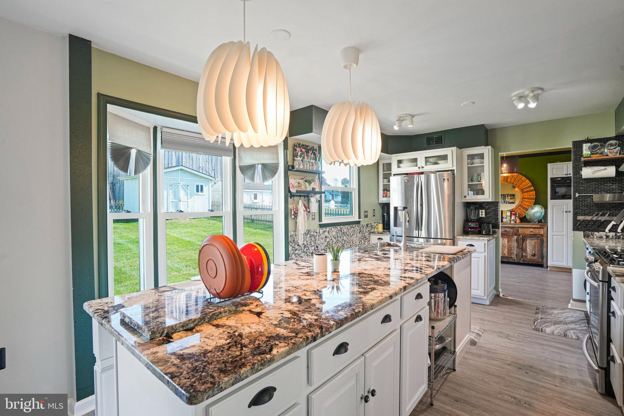 Real estate listing preview #8