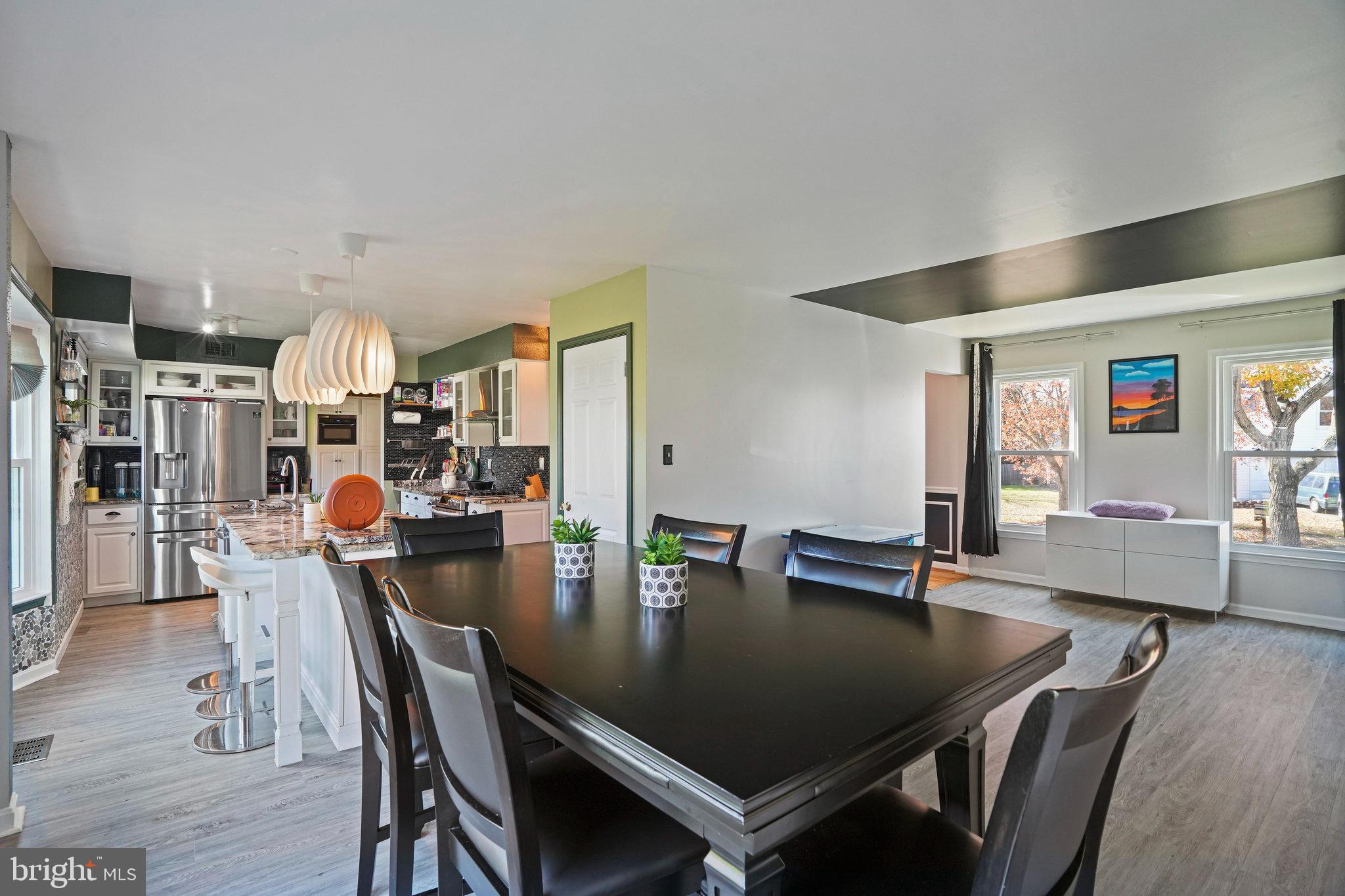 Real estate listing preview #3