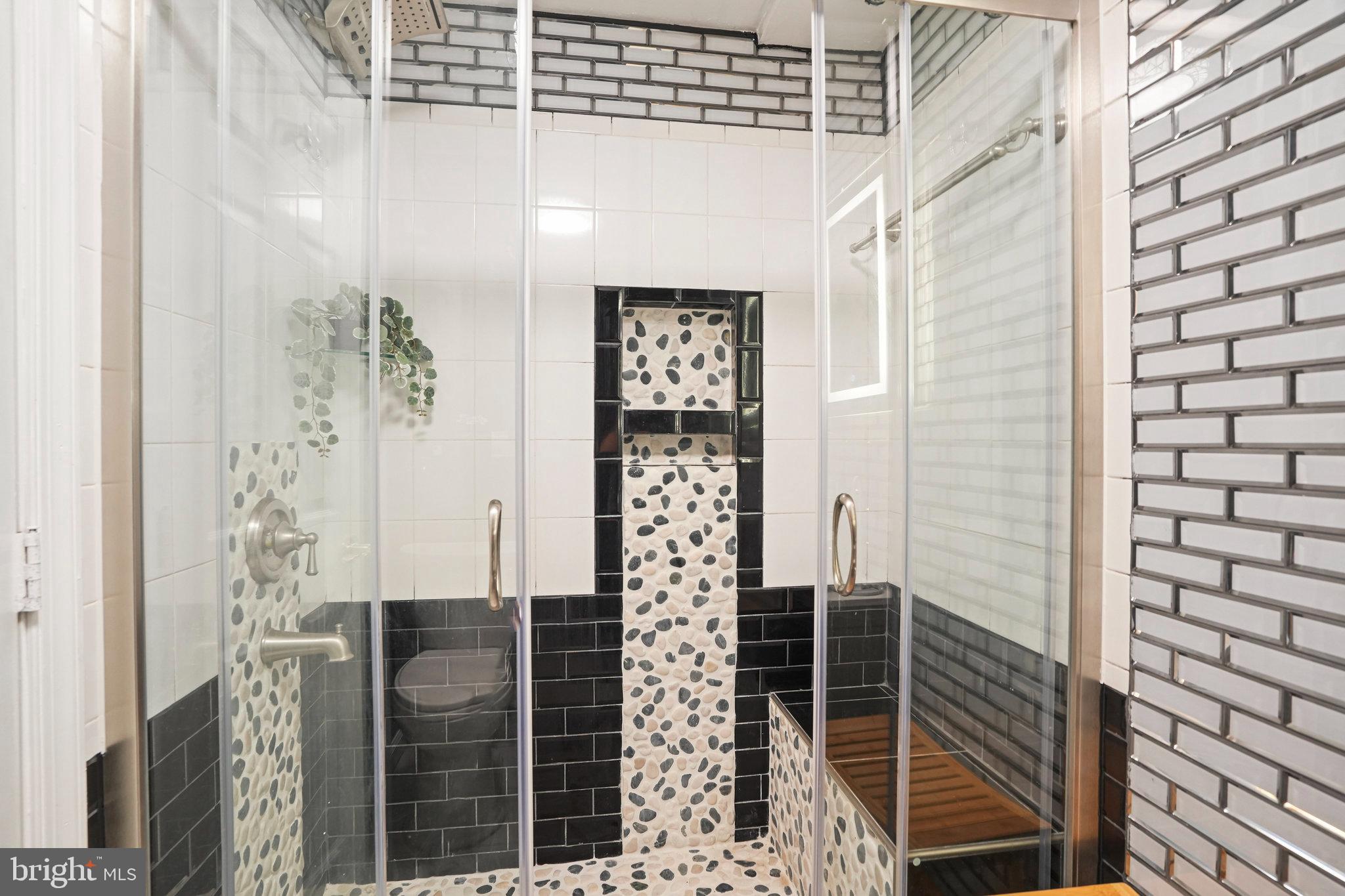 Real estate listing preview #23