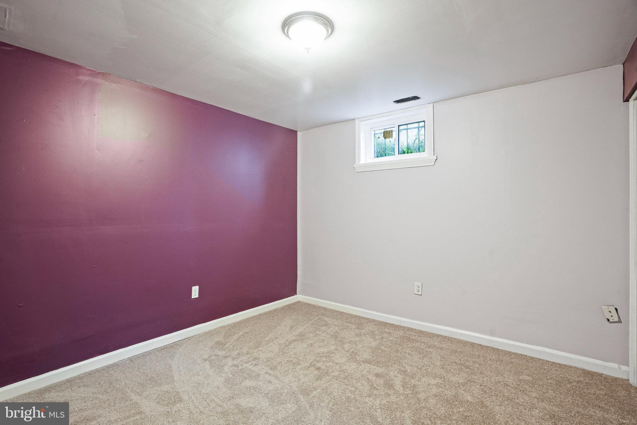 Real estate listing preview #24