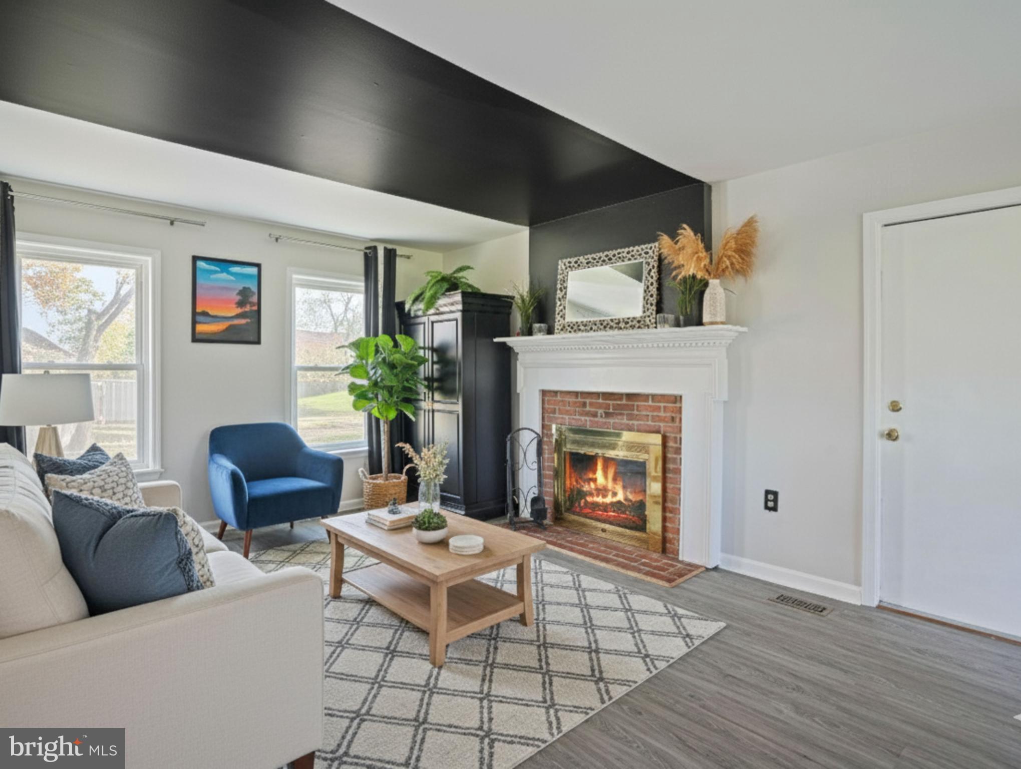 Real estate listing preview #4