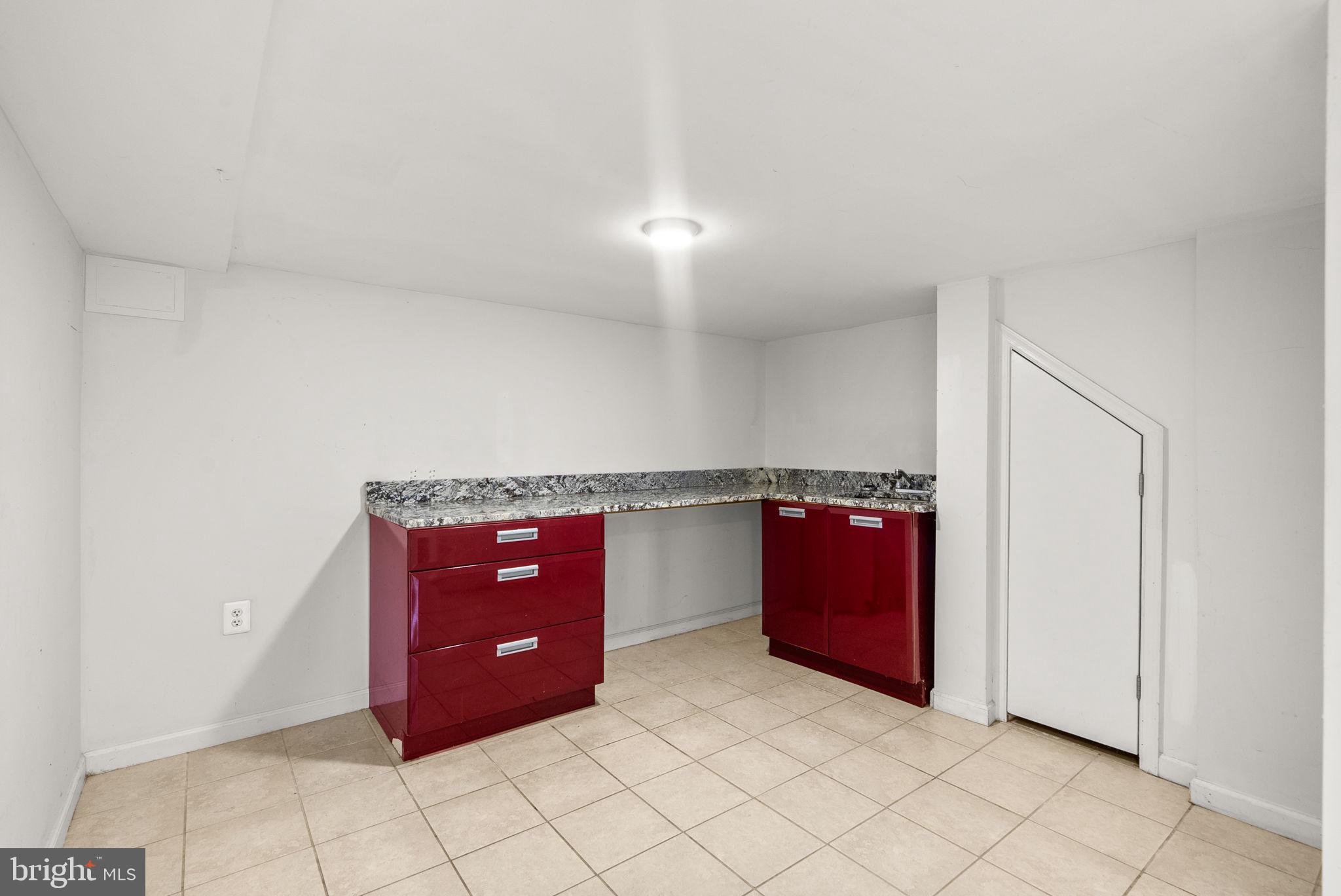 Real estate listing preview #15