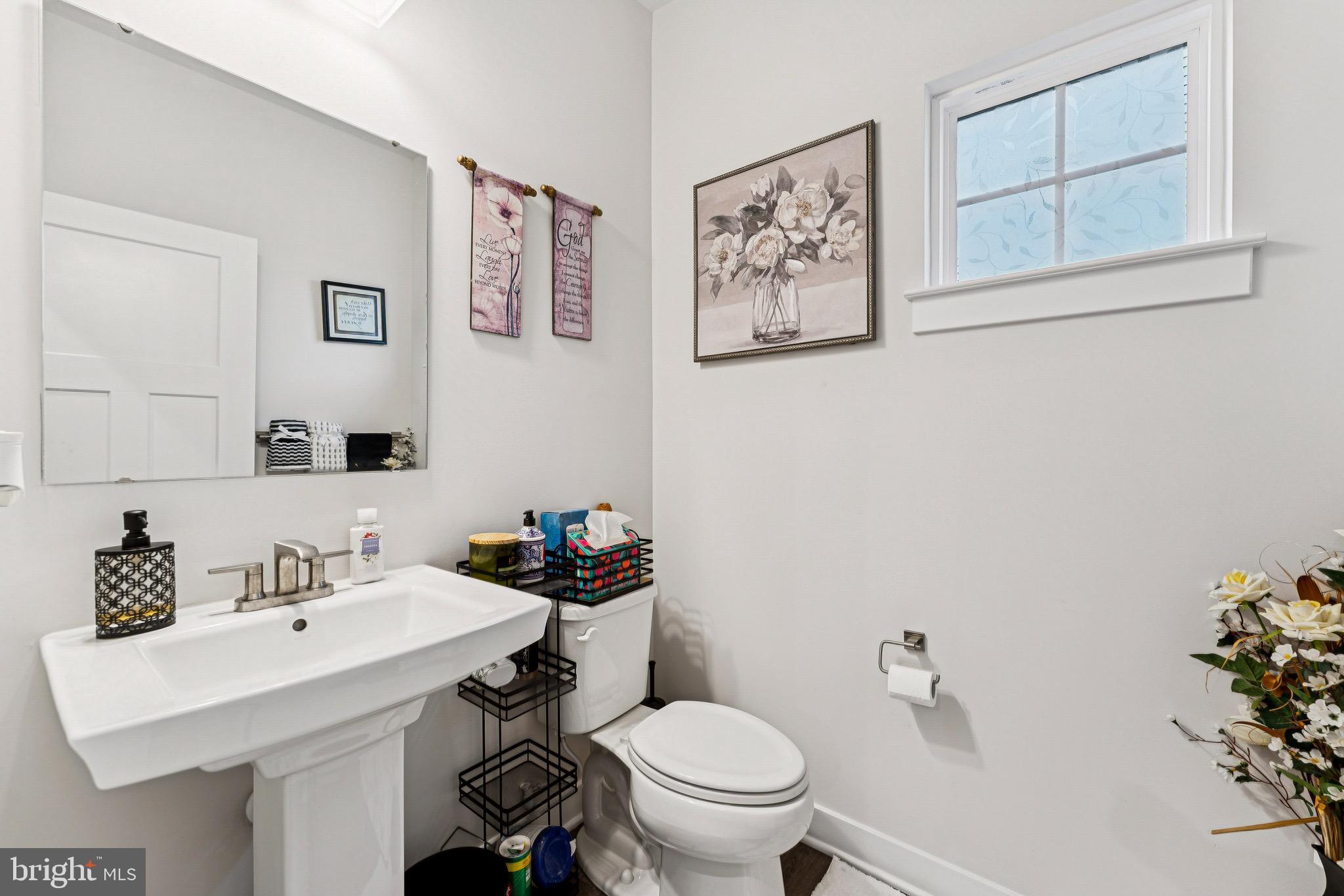 Real estate listing preview #8