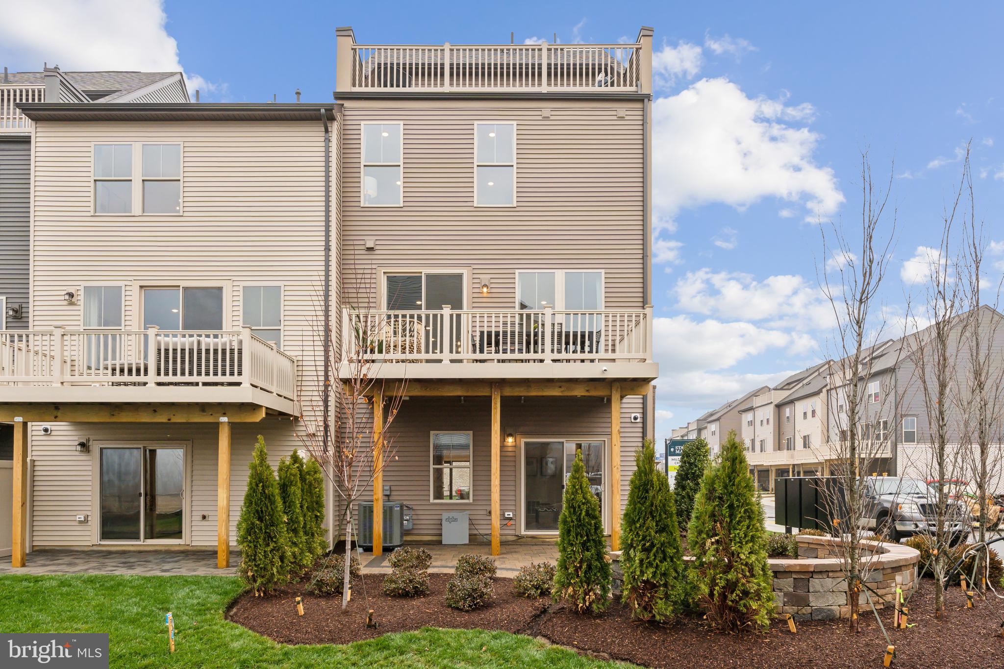 Real estate listing preview #22