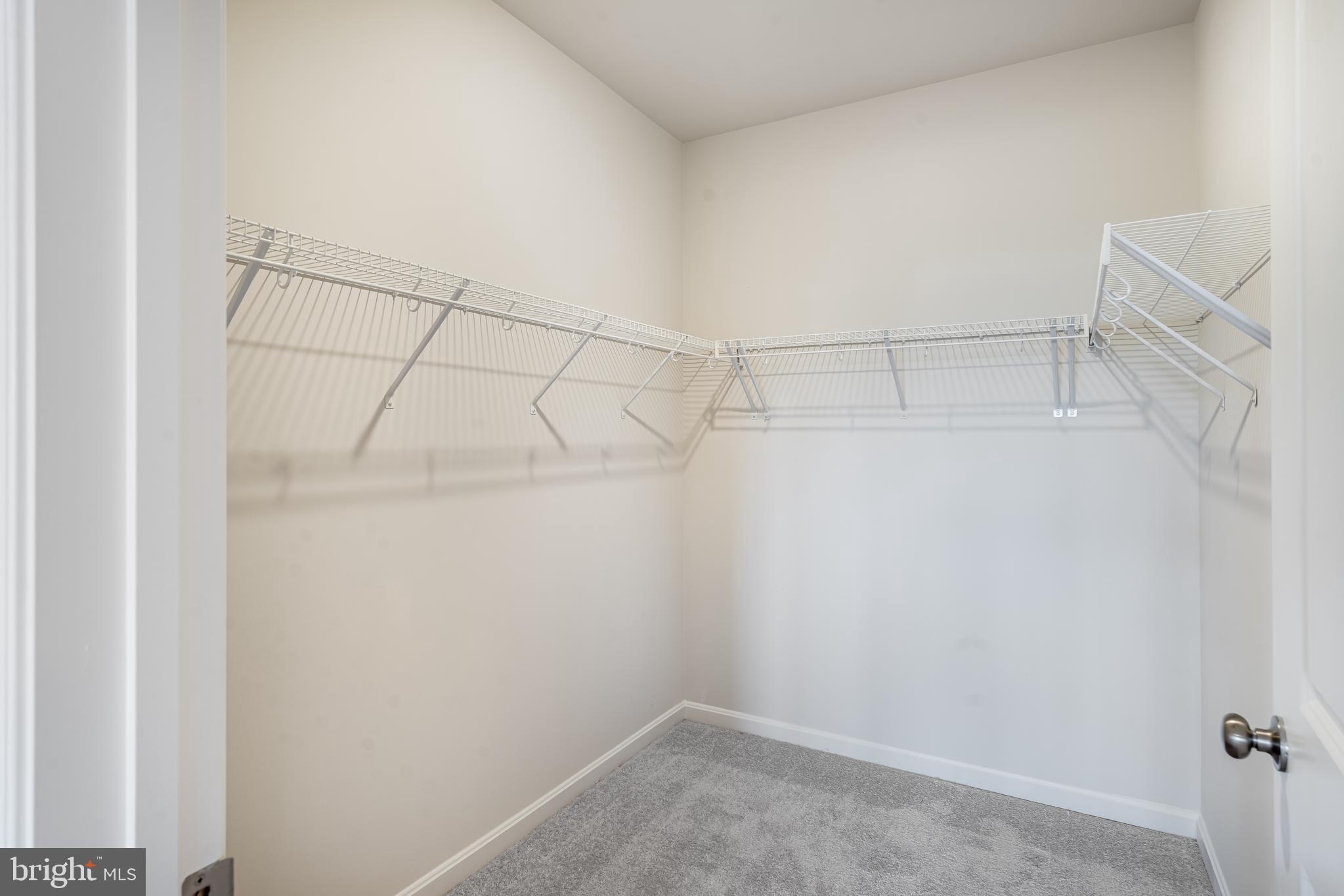 Real estate listing preview #15