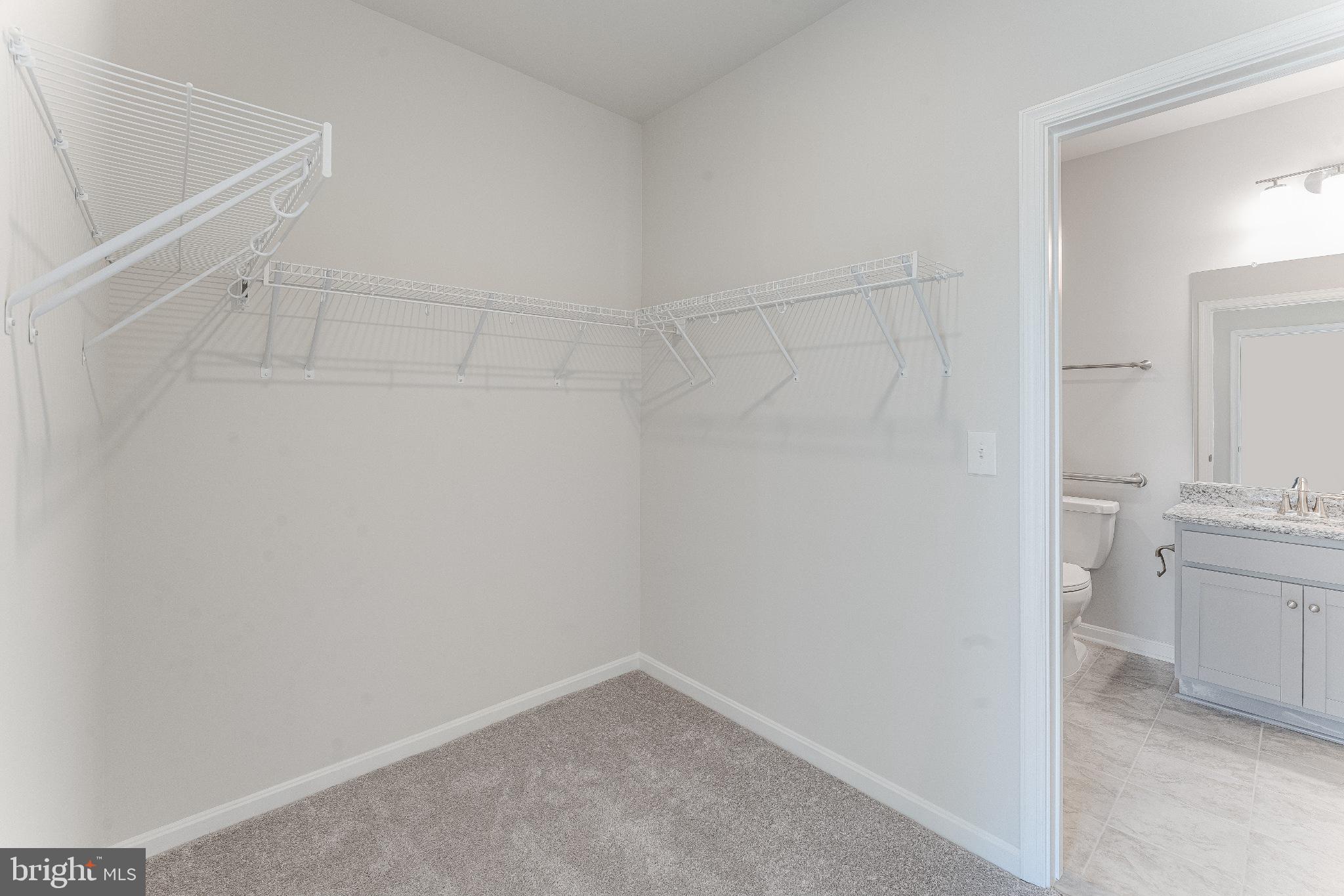 Real estate listing preview #16