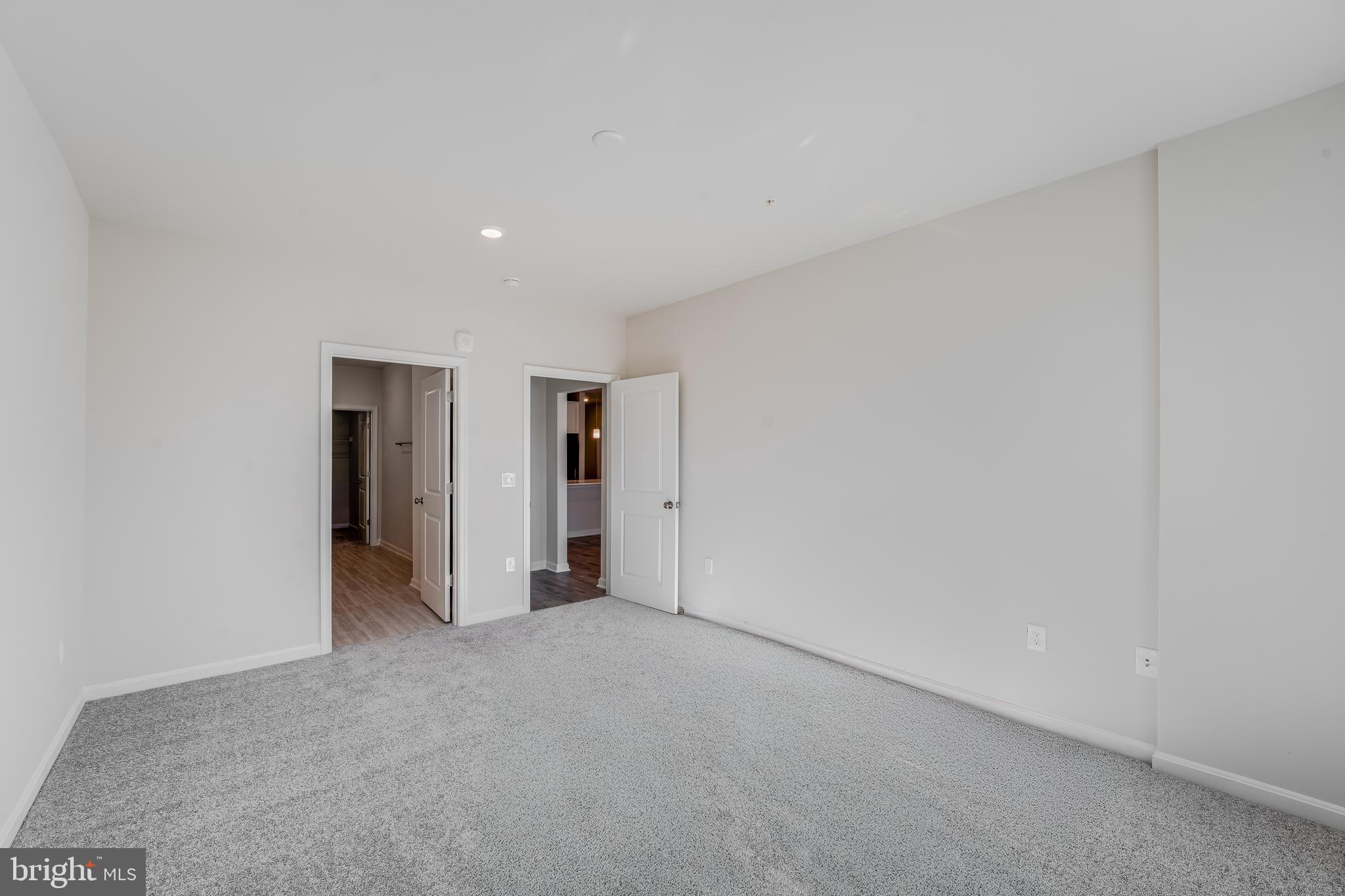 Real estate listing preview #17