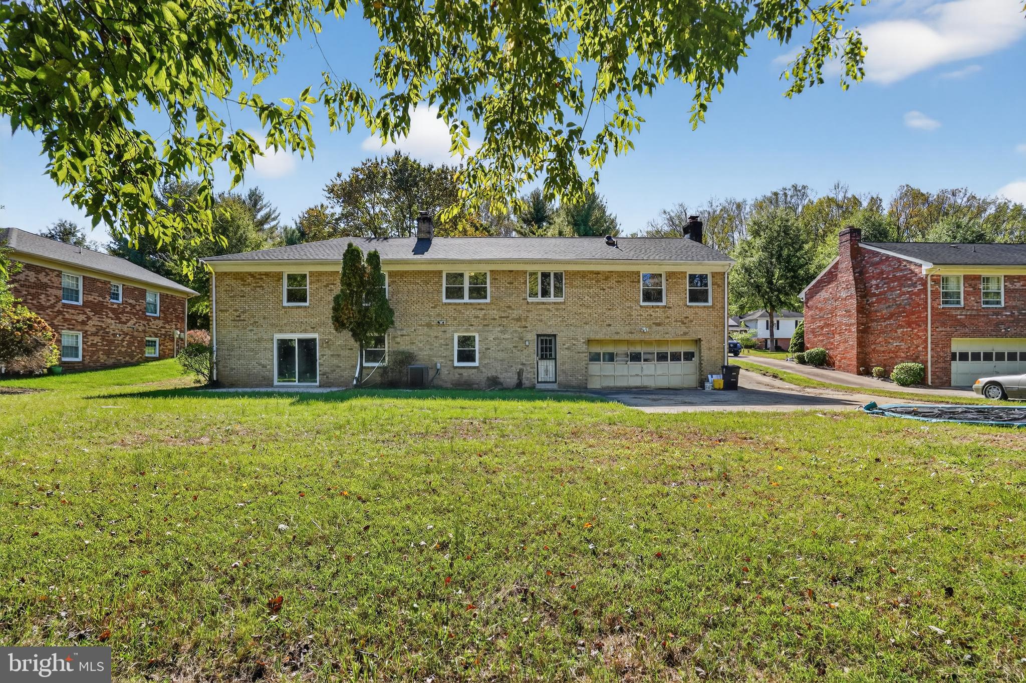 Real estate listing preview #11