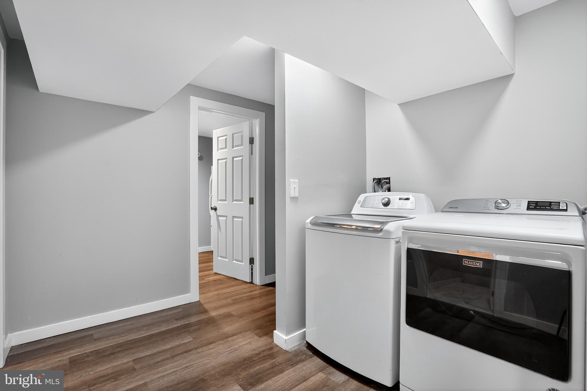 Real estate listing preview #24