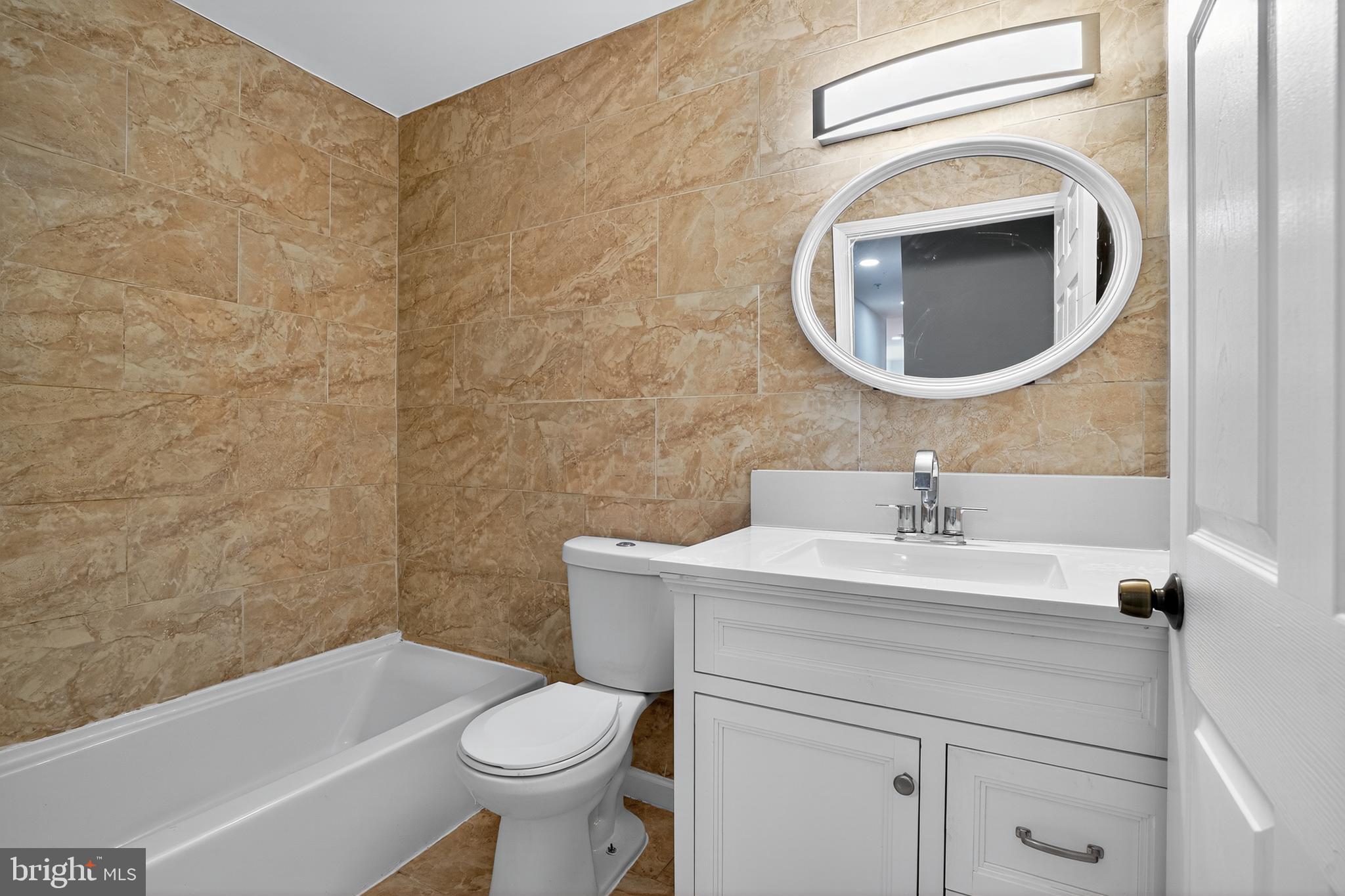 Real estate listing preview #13