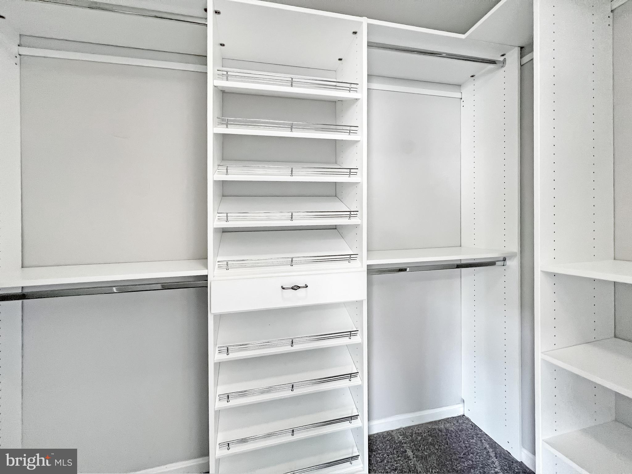 Real estate listing preview #10