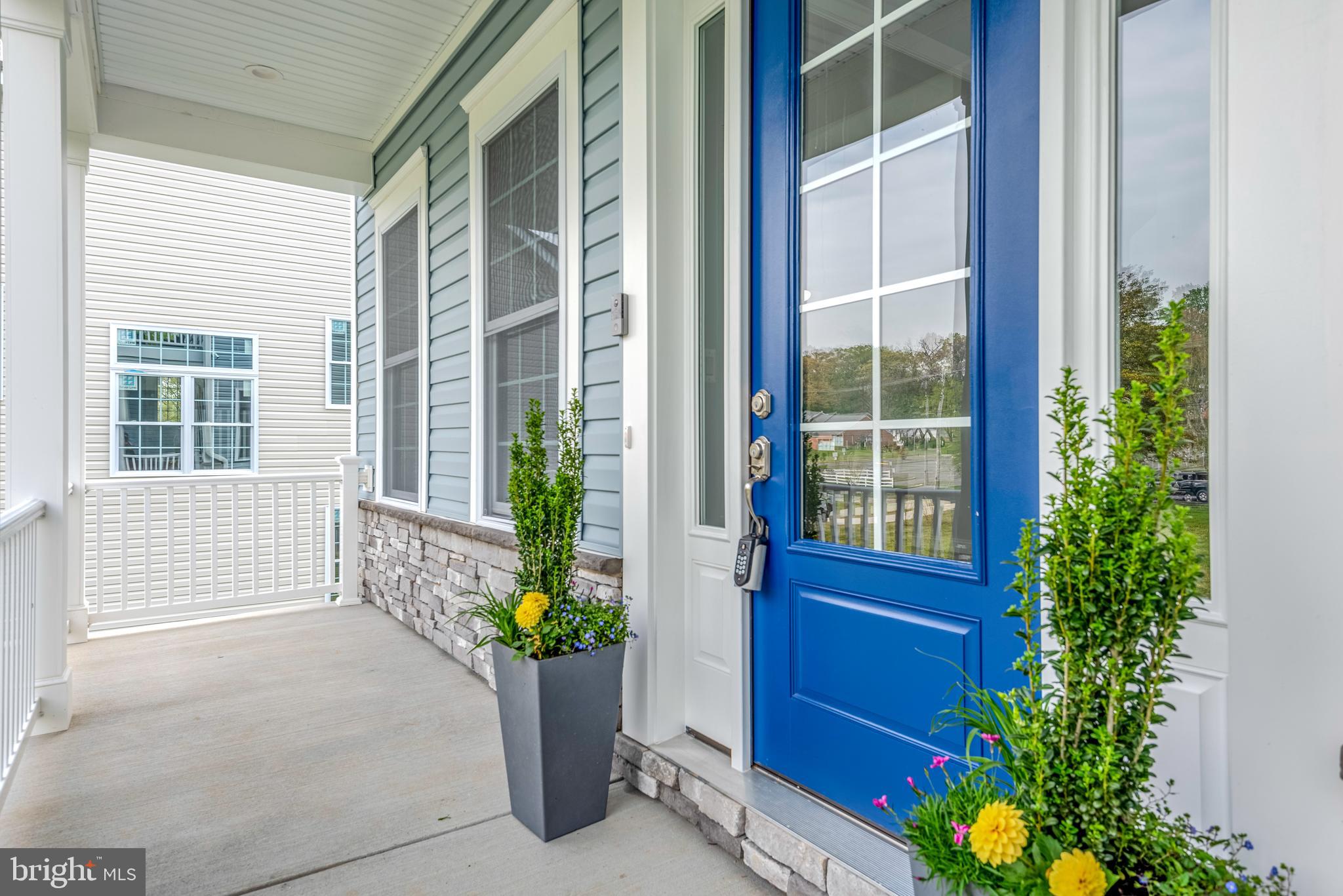 Real estate listing preview #8