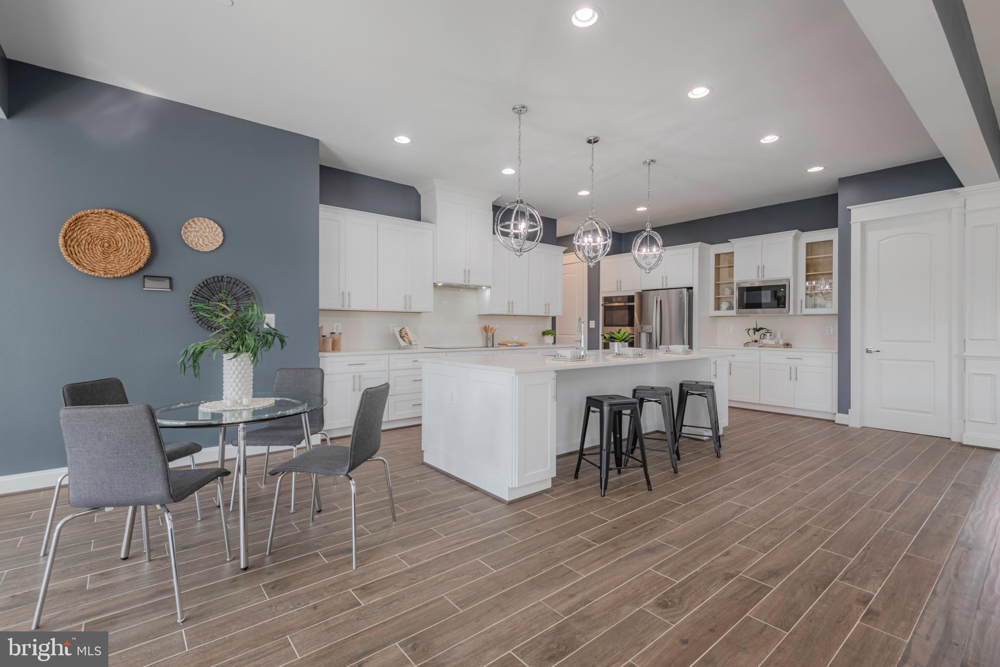 Real estate listing preview #18