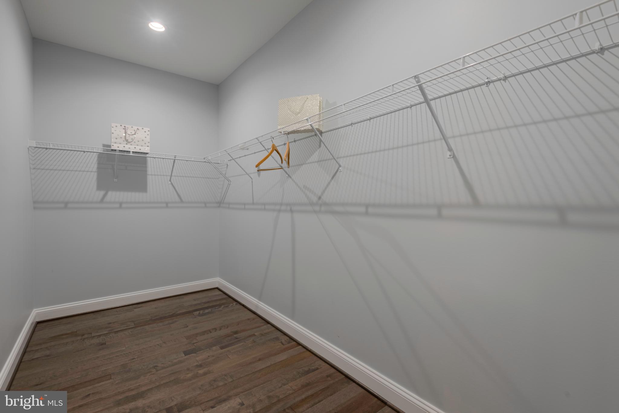 Real estate listing preview #42