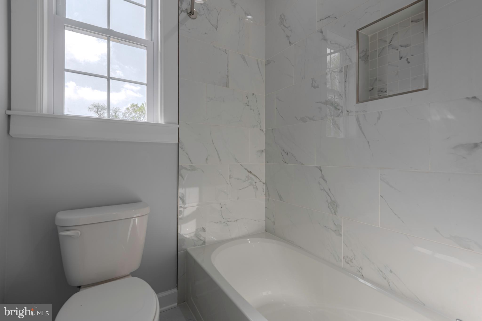 Real estate listing preview #48