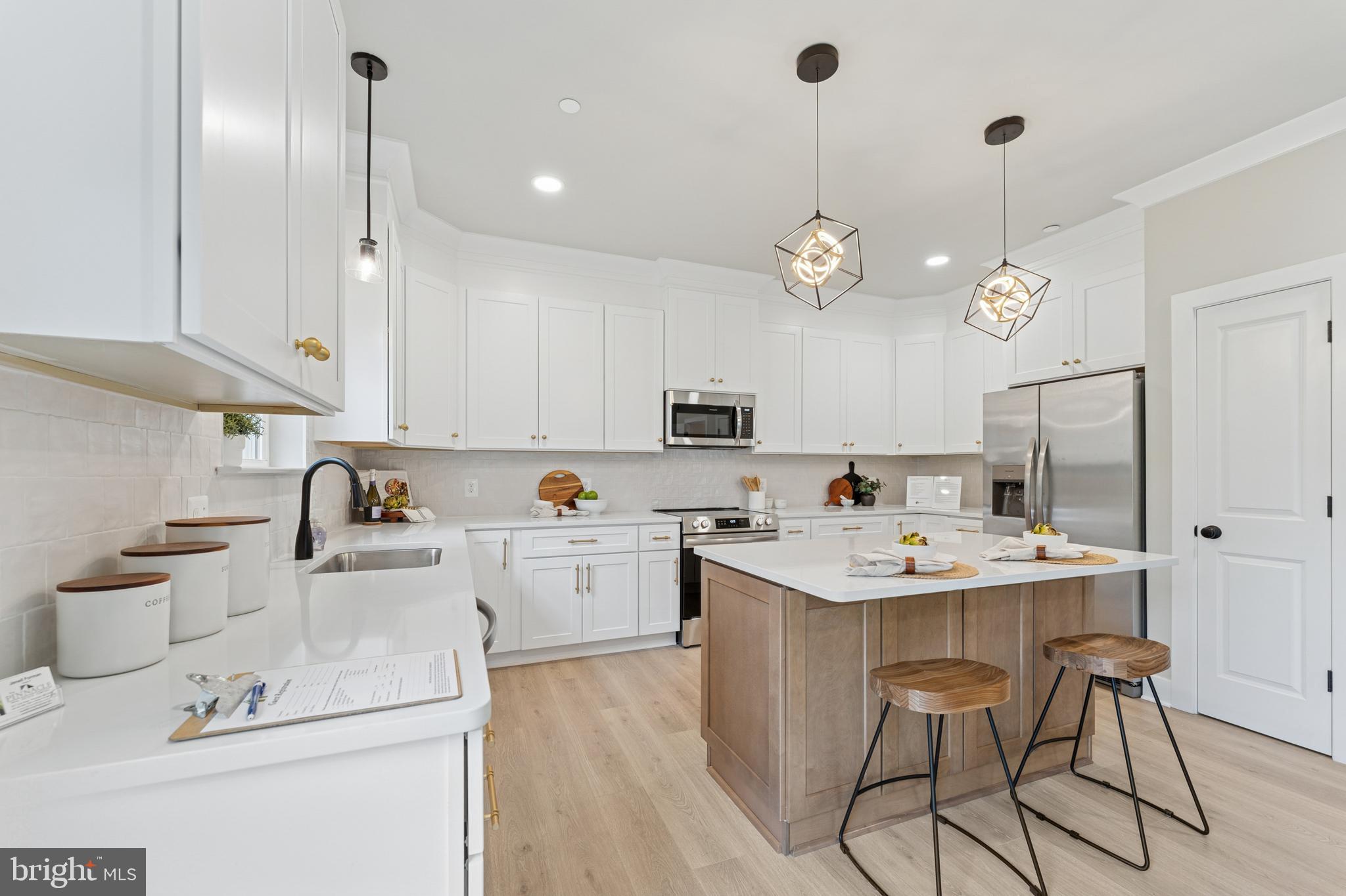 Real estate listing preview #10