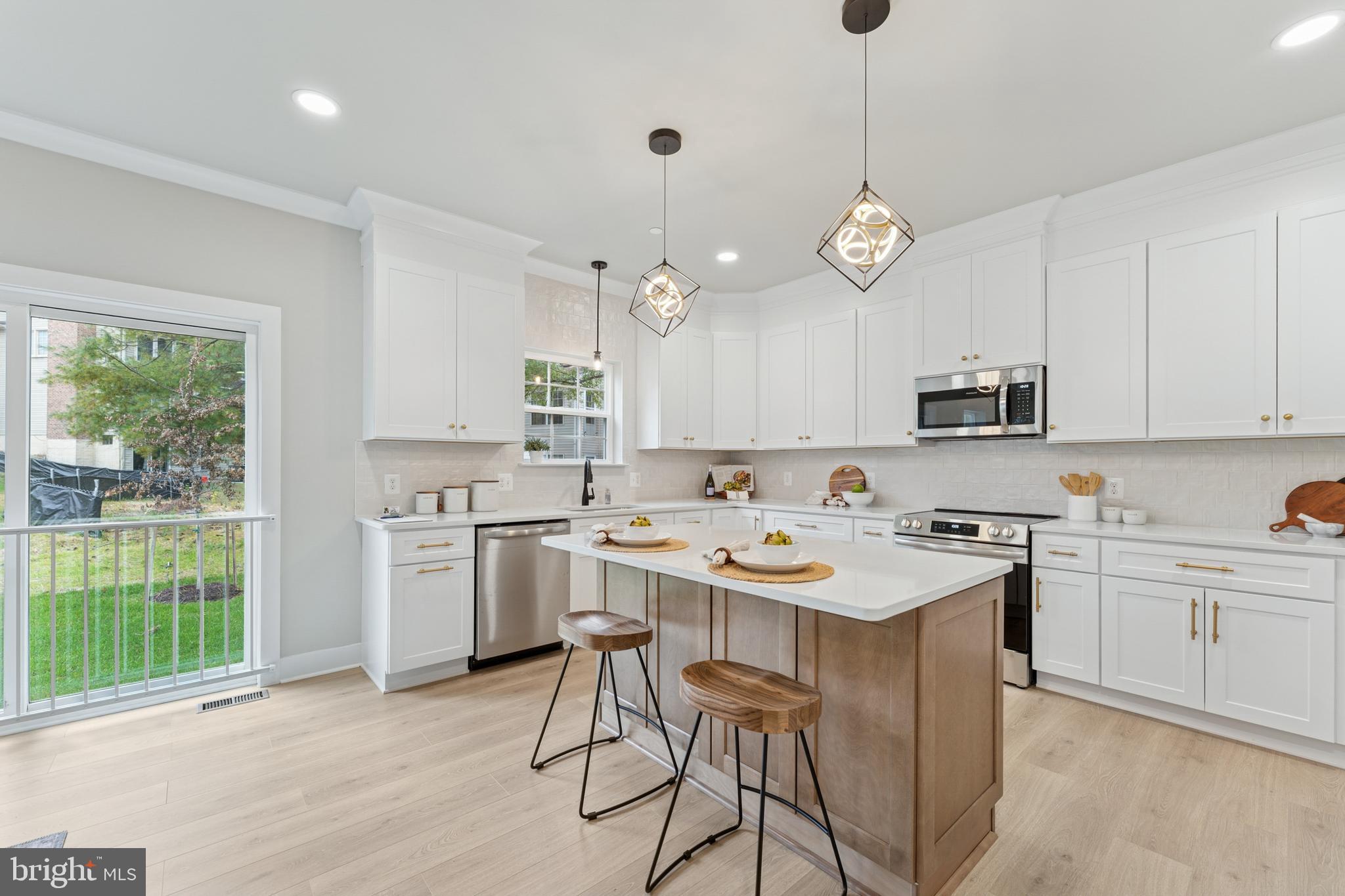 Real estate listing preview #9