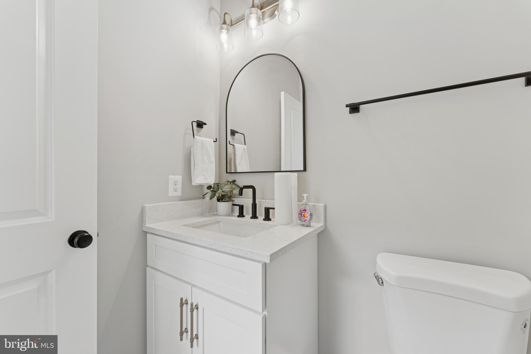 Real estate listing preview #14