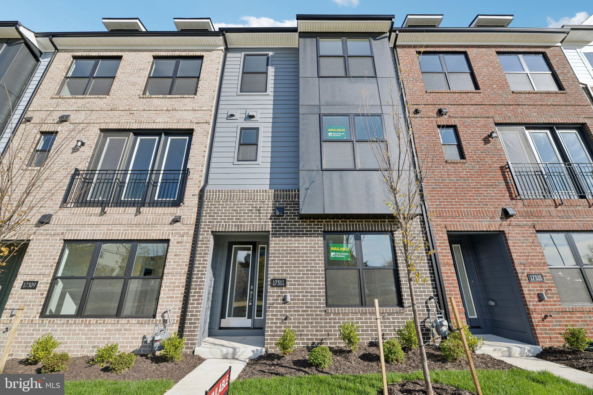 Real estate listing preview #1