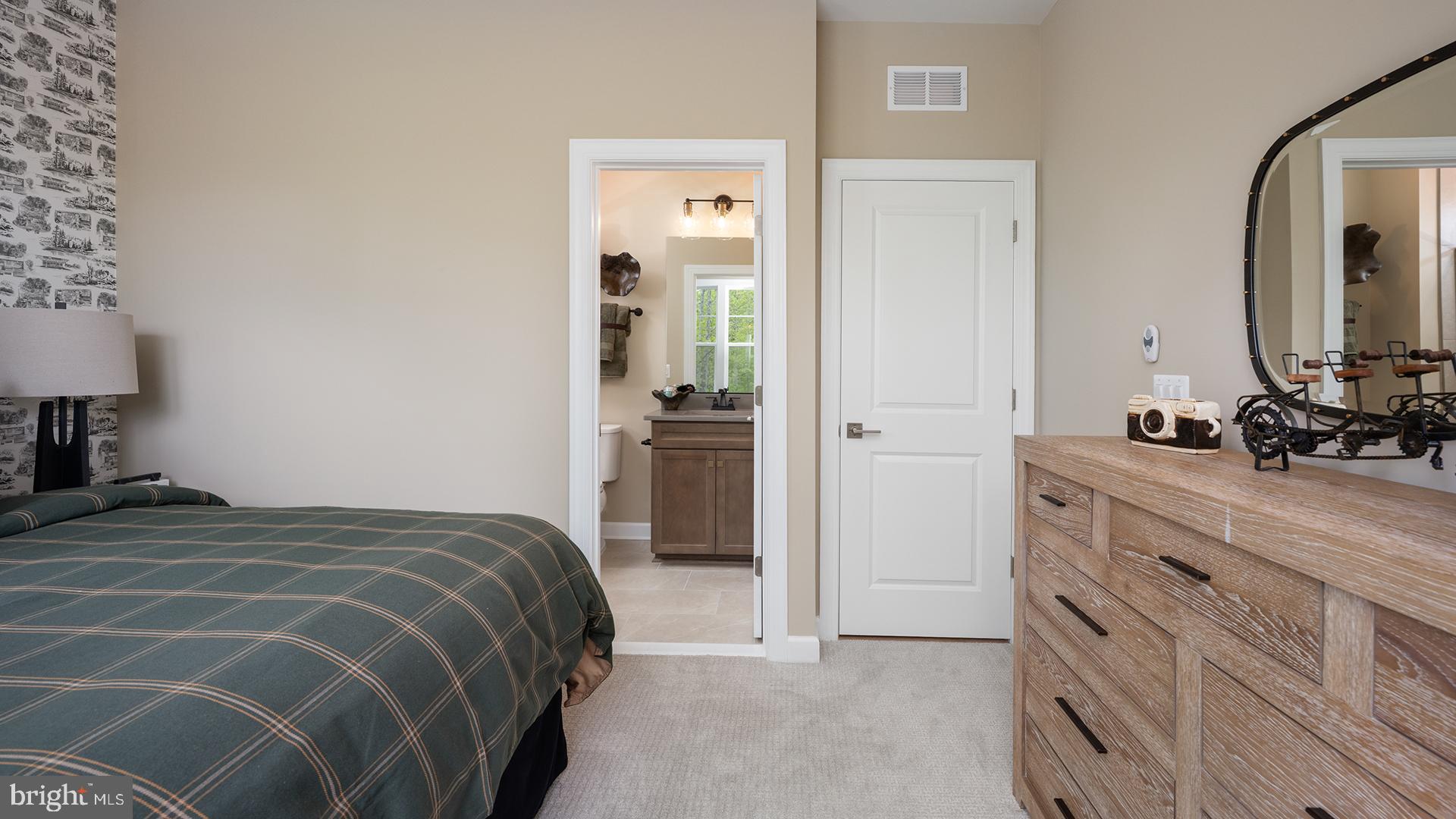 Real estate listing preview #38