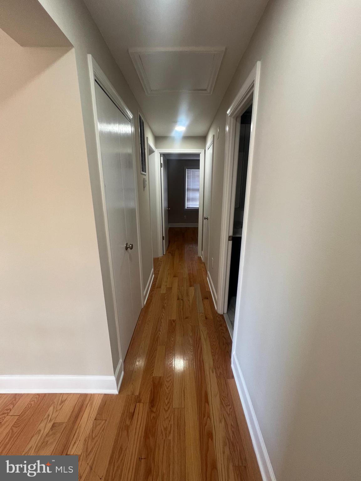 Real estate listing preview #4